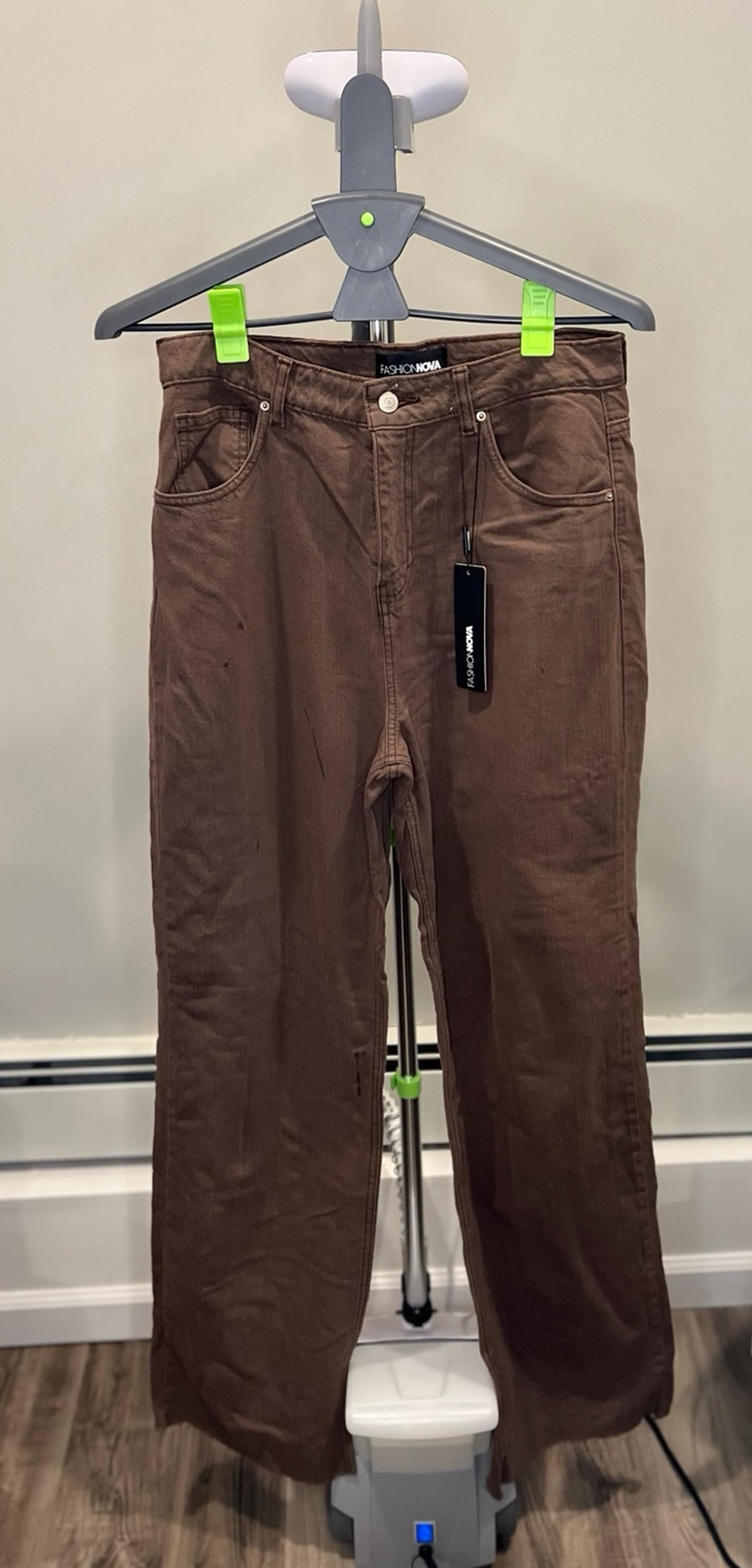 FASHION NOVA High
Waisted Wide Leg Jeans