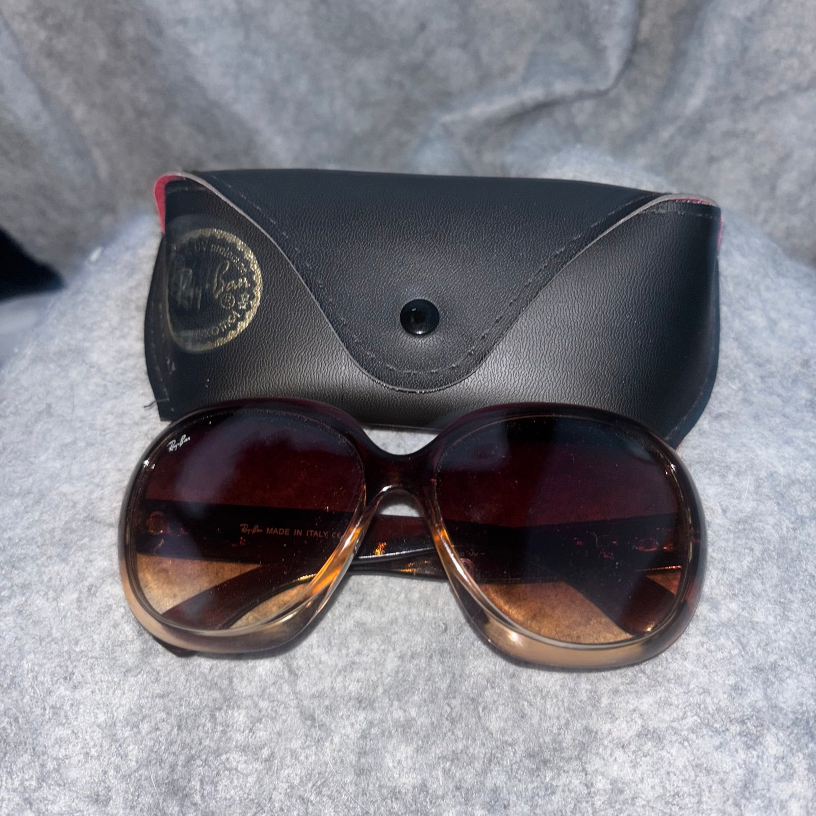 RayBan woman’s sunglasses