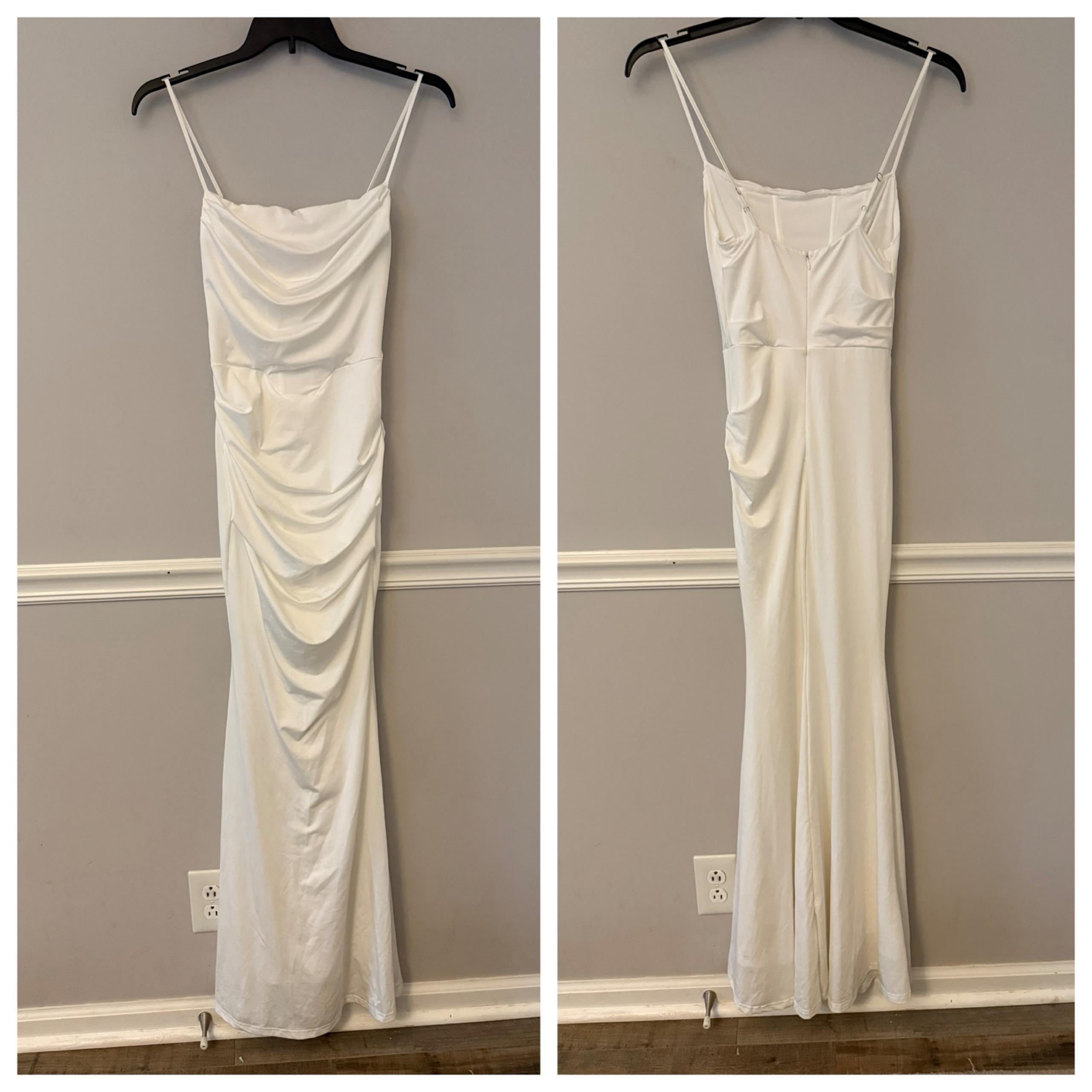 NWT EYNMIN Amazon white bridal mermaid  formal look long dress.