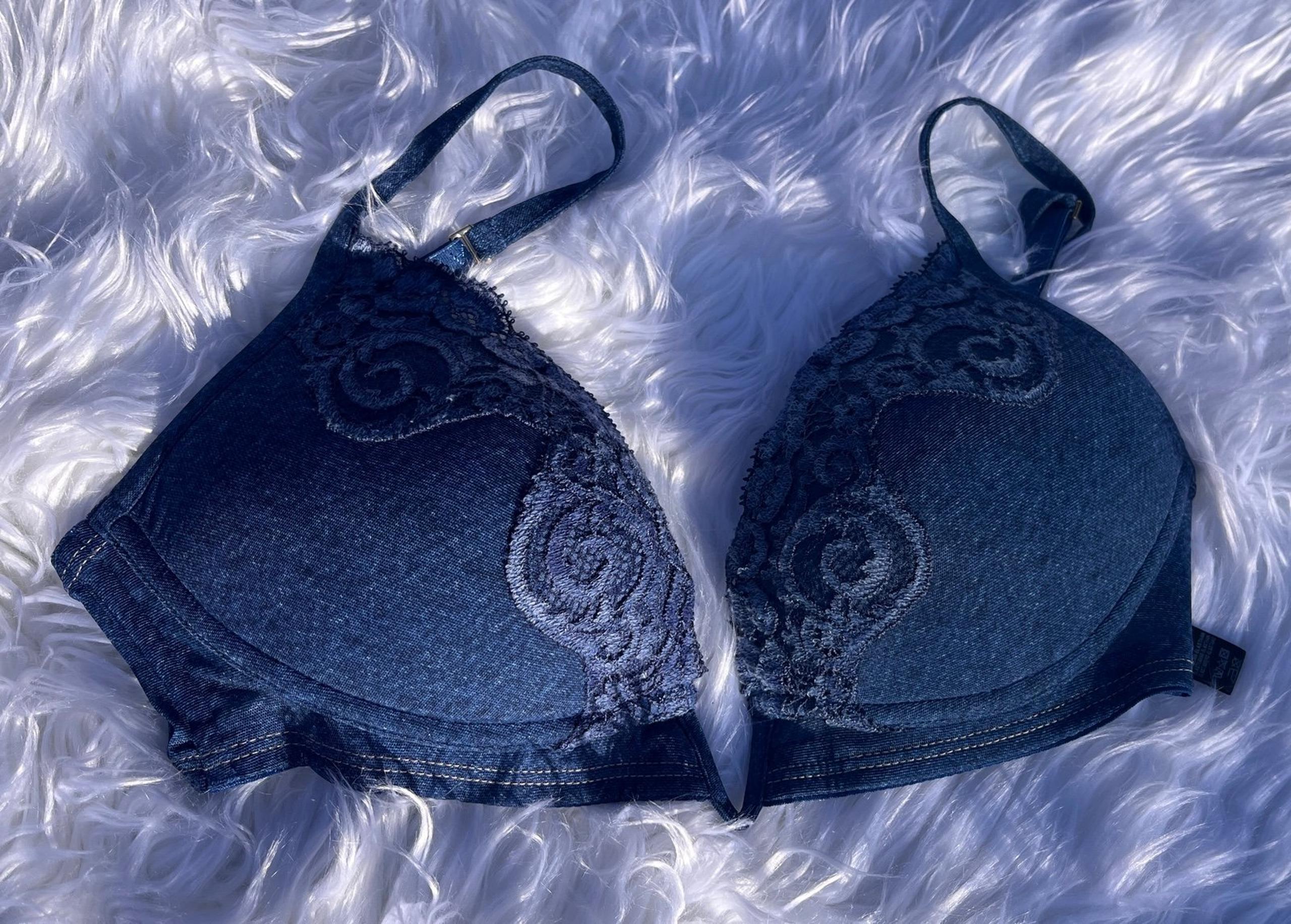 La Perla 34D Blue Denim V Front Bra, brand new without tag