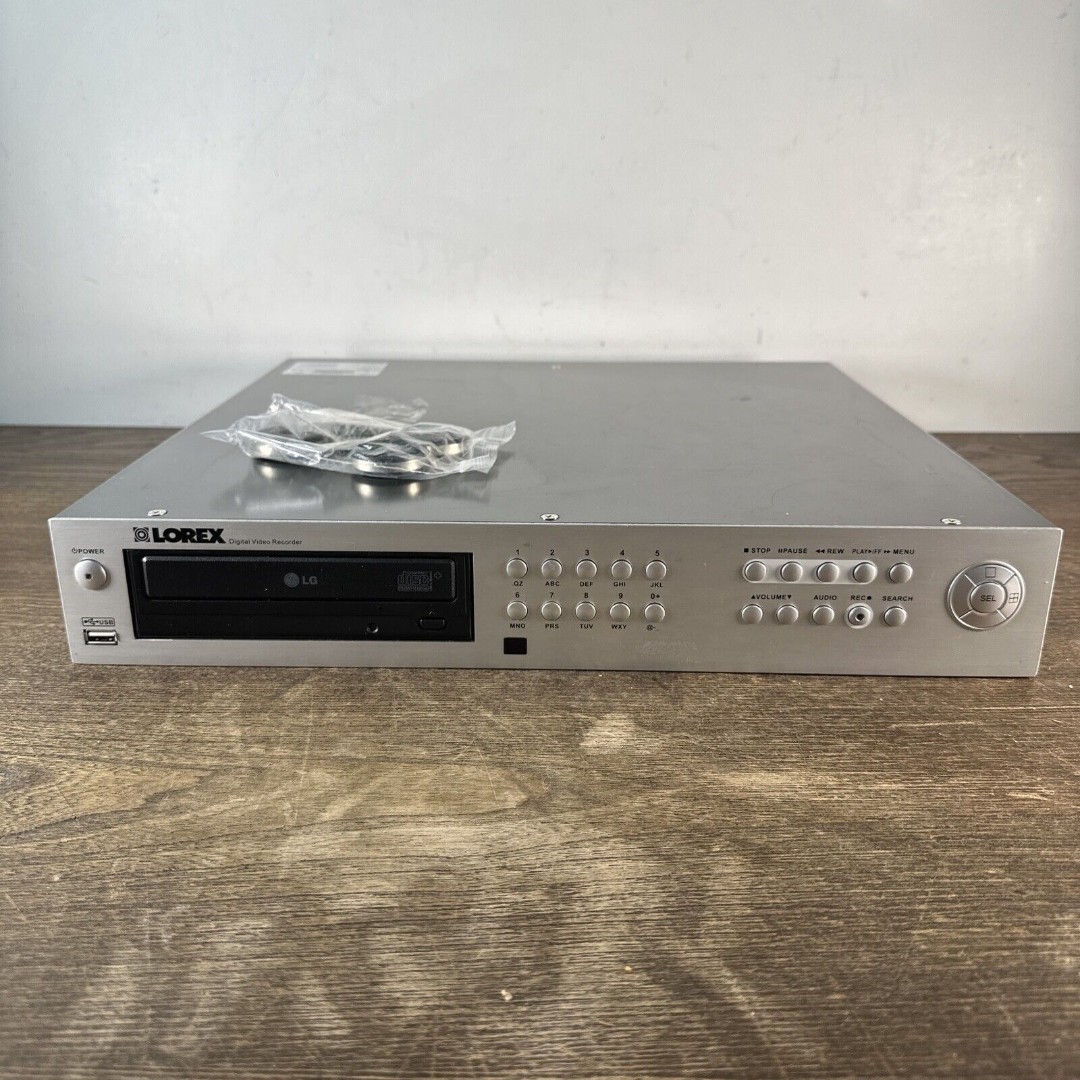 Lorex Digital Video Recorder L400 Series Networkable DVR