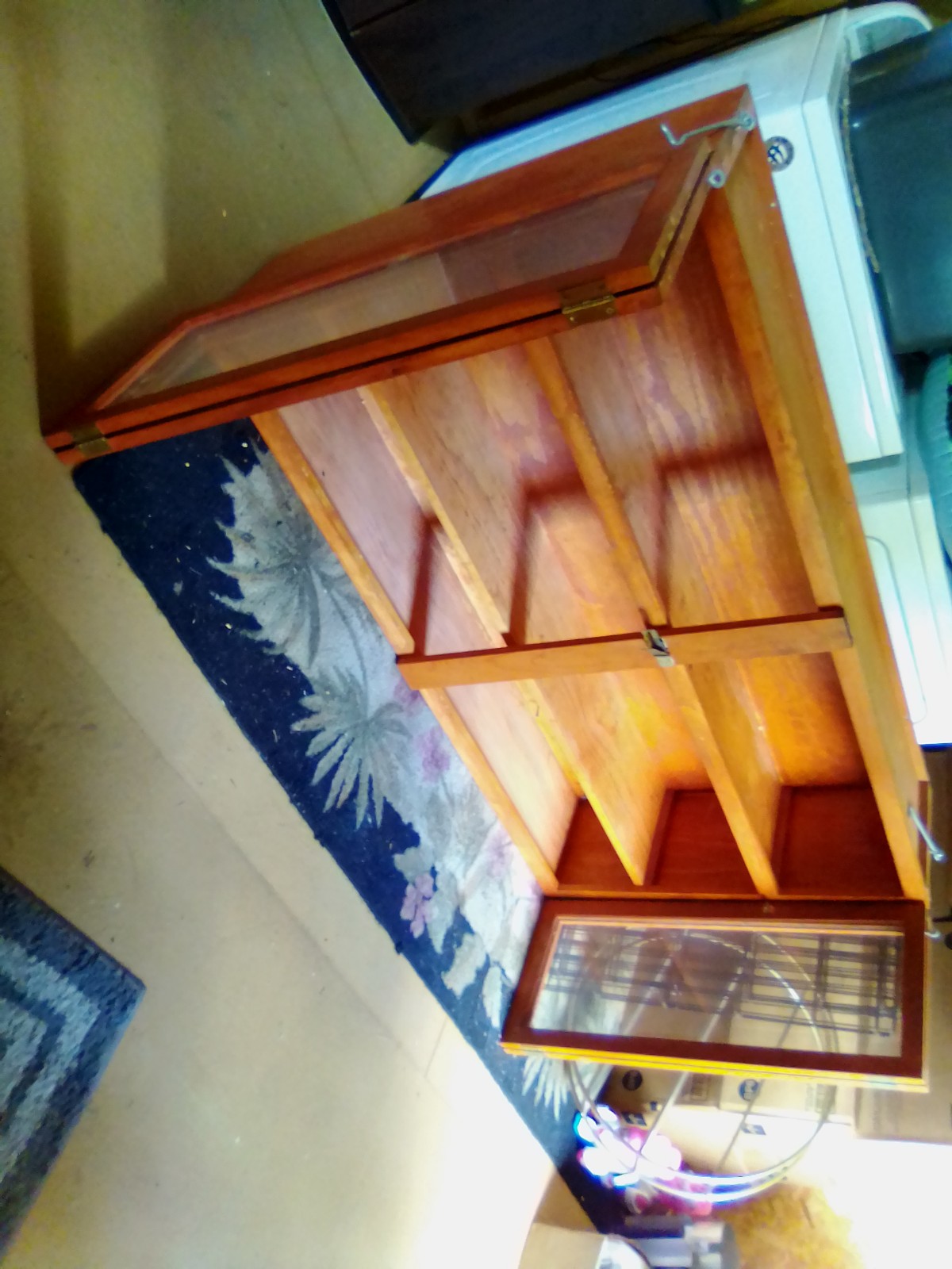Storage shelf
