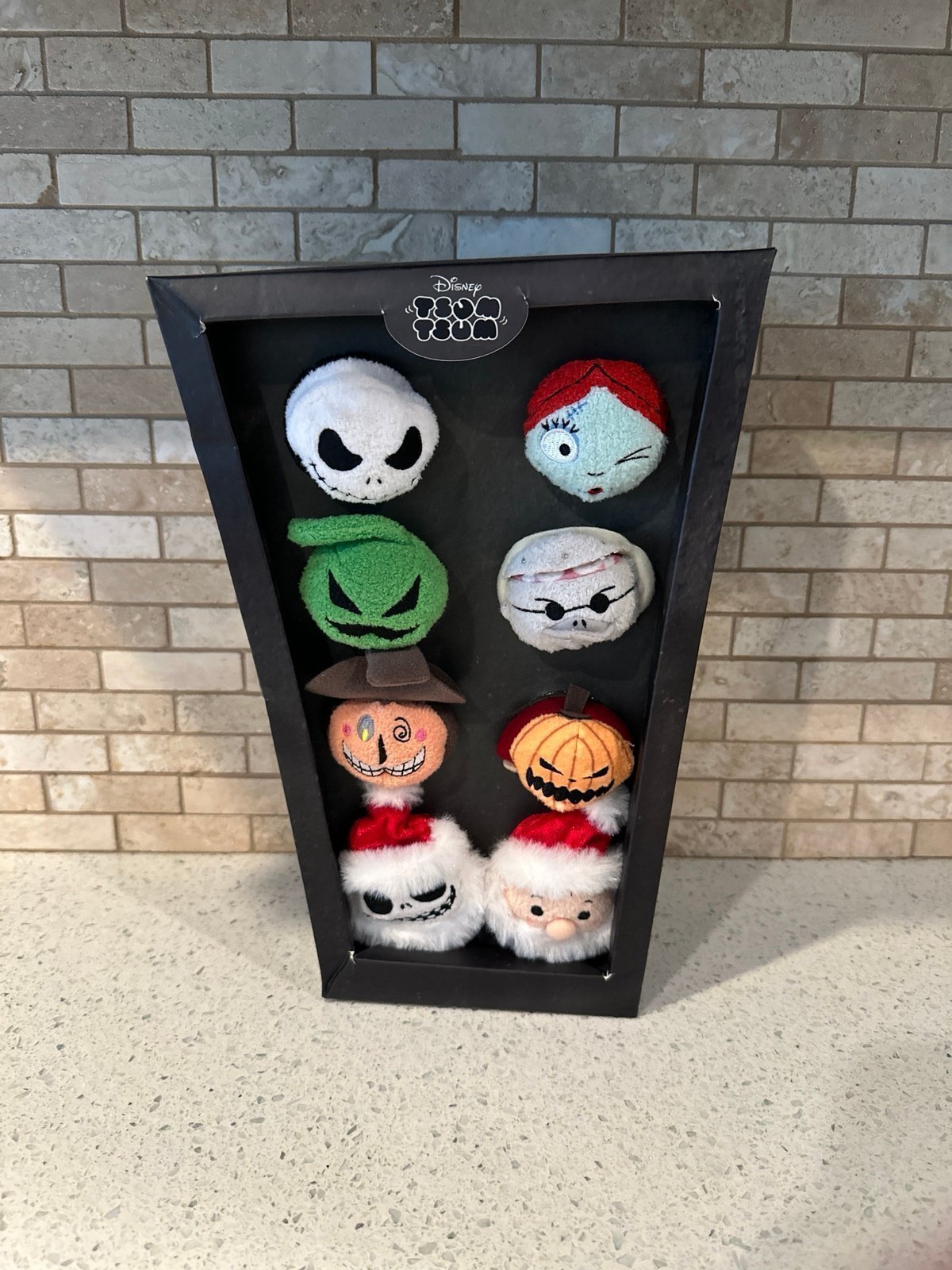 Disney Parks The Night Before Christmas Set of eight Tsum Tsum b13