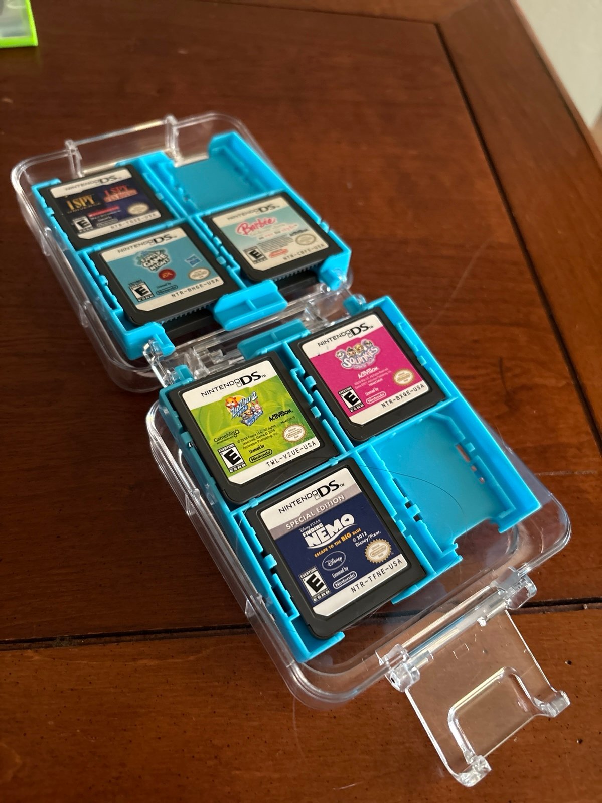 Lot of 12 Nintendo DS Games with Case