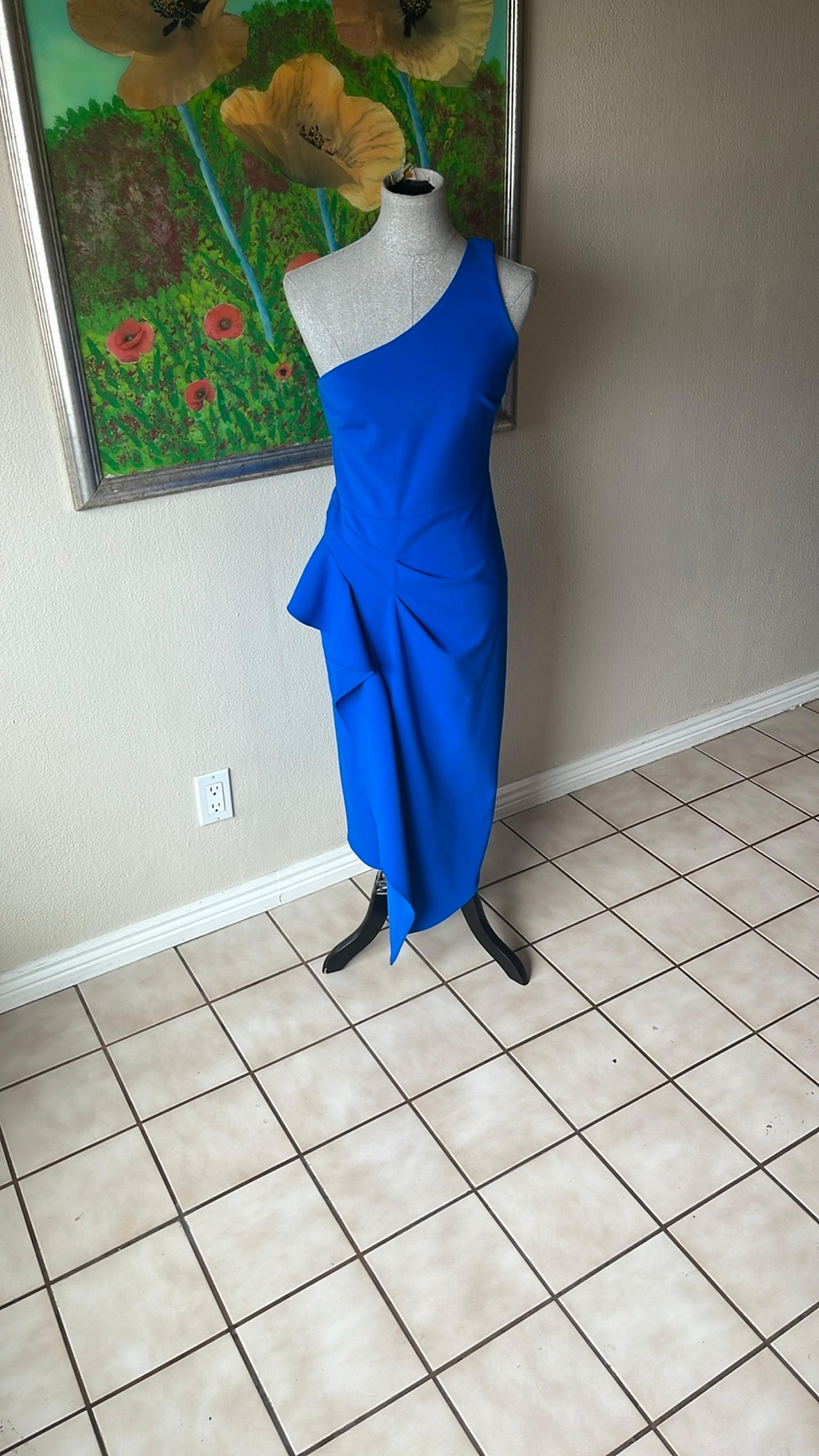 Elegant Blue One-Shoulder Dress Size 6