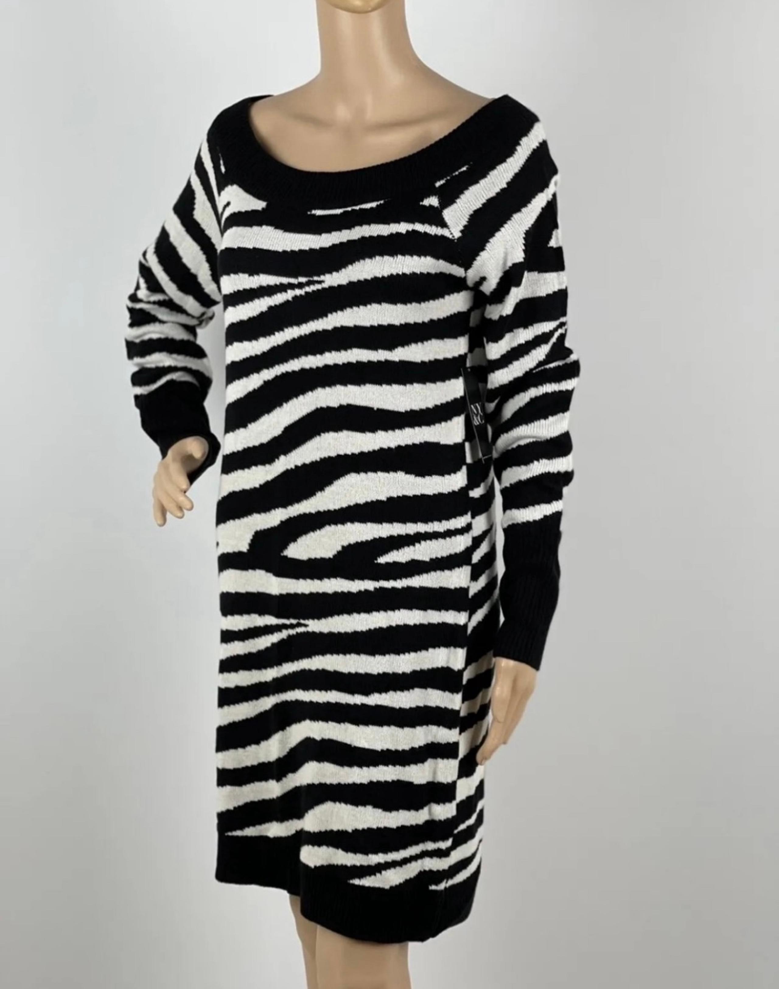 NY&C Black and White Leopard Print Women’s Sweater Dress