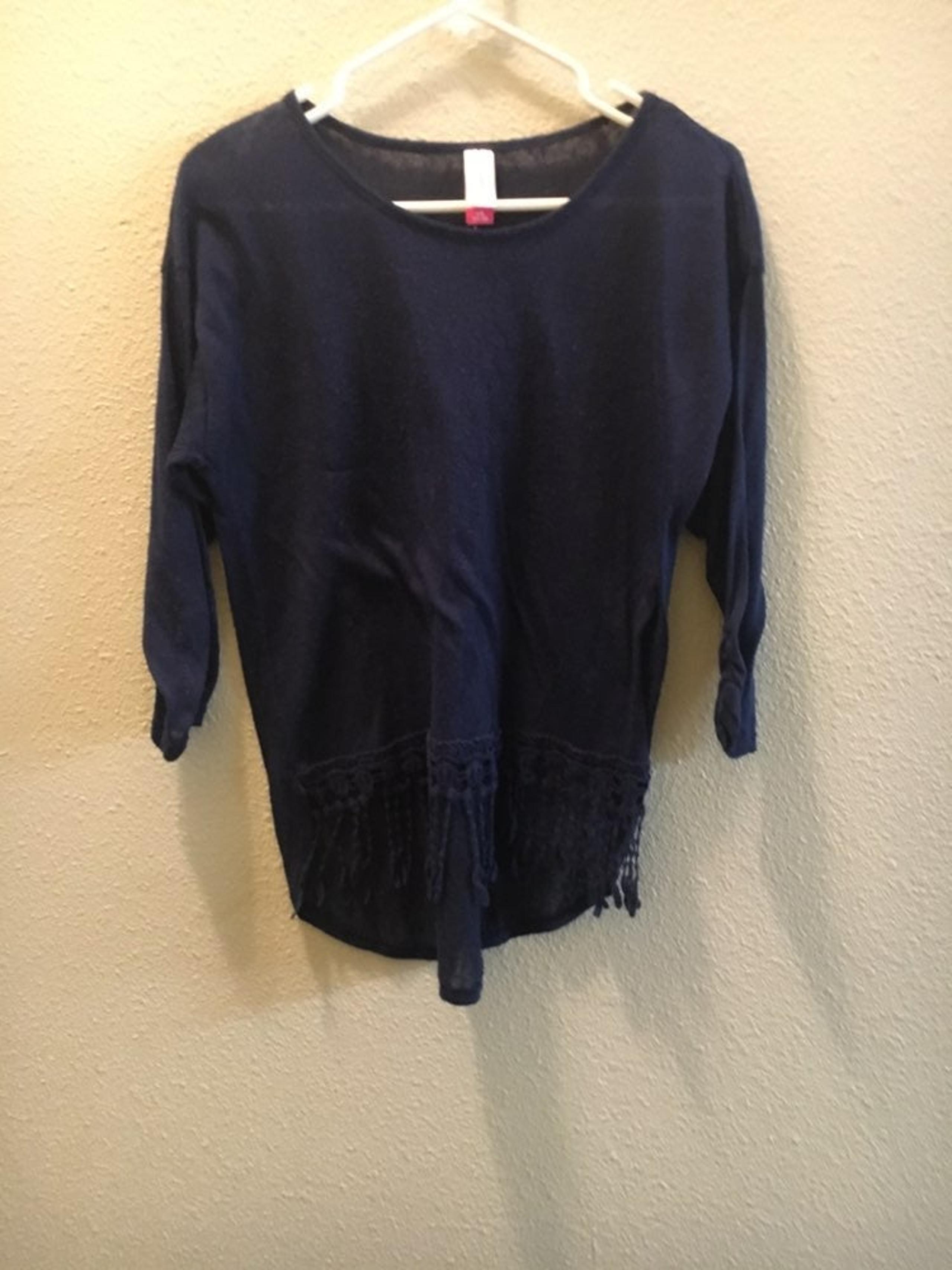 Girls/ womens Tunic fringe lace top