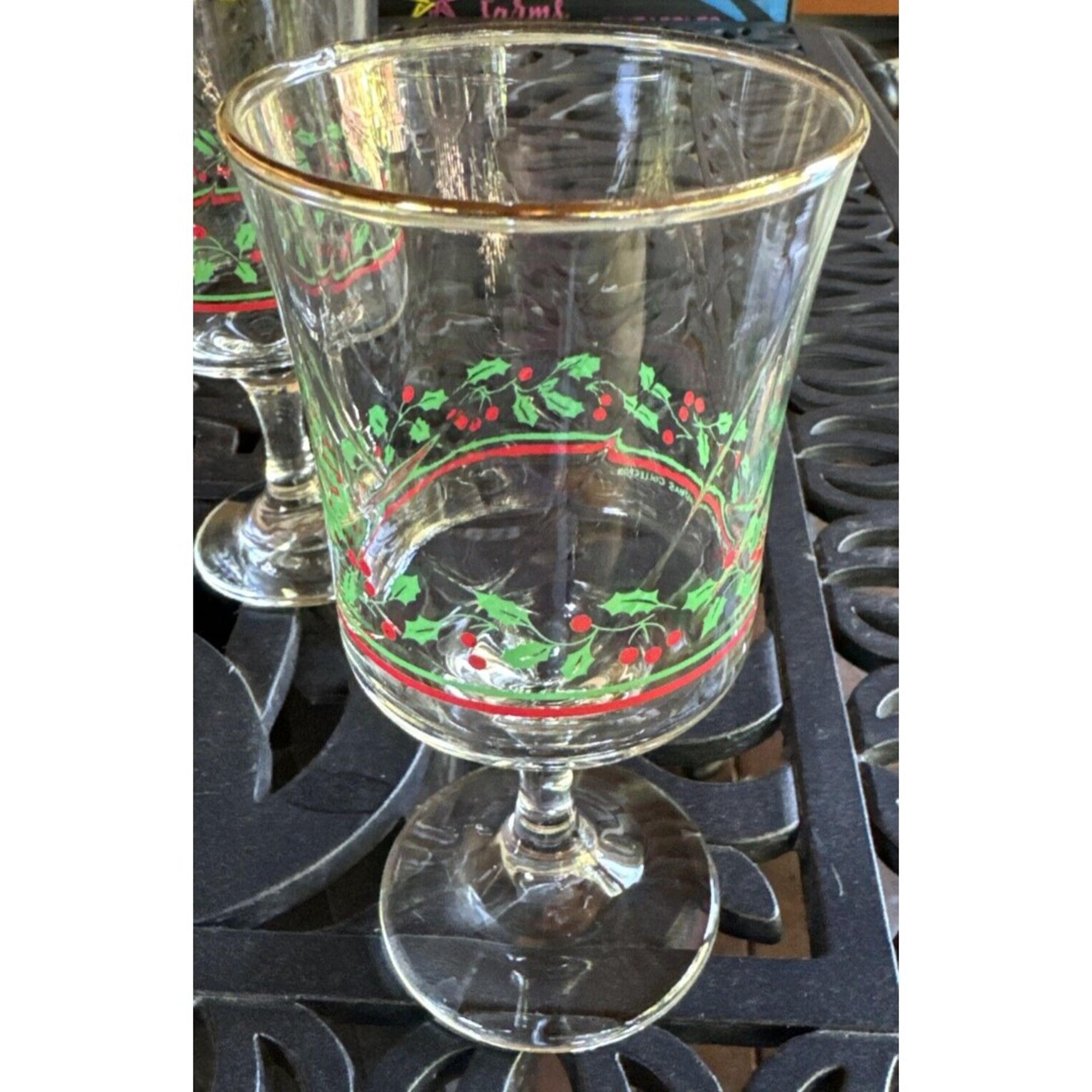 4 Vintage Arby's Libbey  Christmas Water Wine Glasses Holly Berry Gold Trim