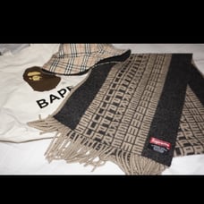 Supreme repeat logo scarf
