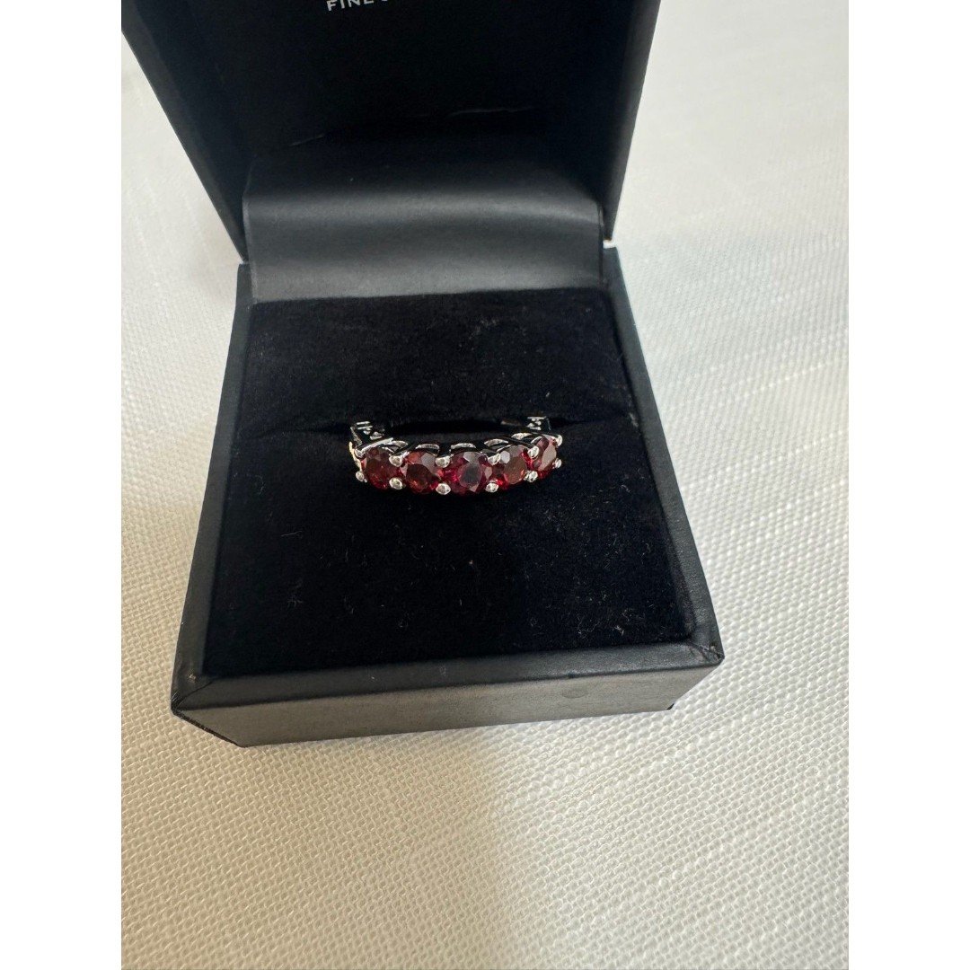 Sterling Silver 5 Stone Garnet Band Ring Size 5.5