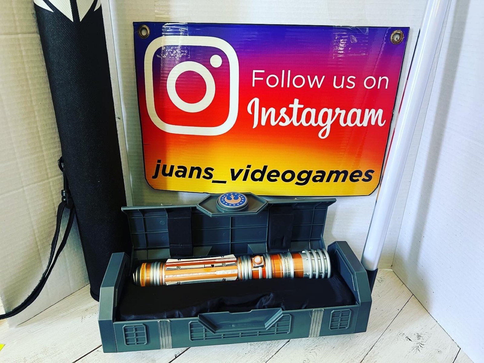 Star Wars Galaxy’s edge Leia Organa lightsaber
