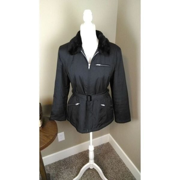 Gallery women's coat-black-Size M