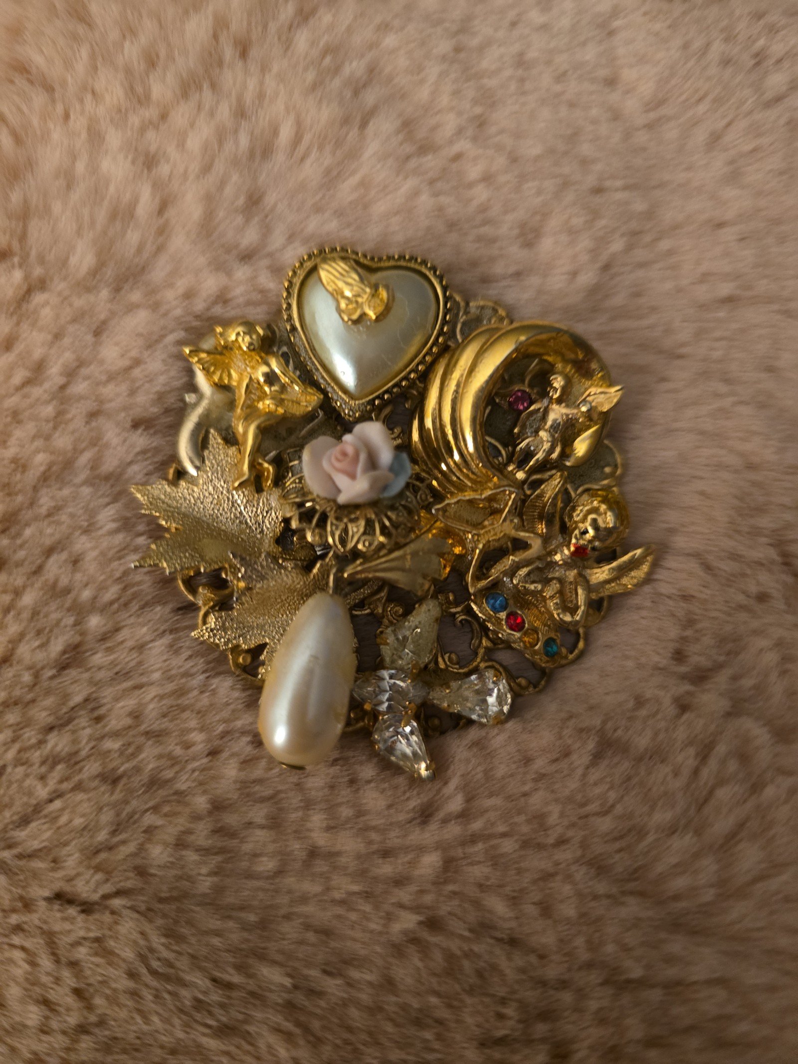vintage brooches