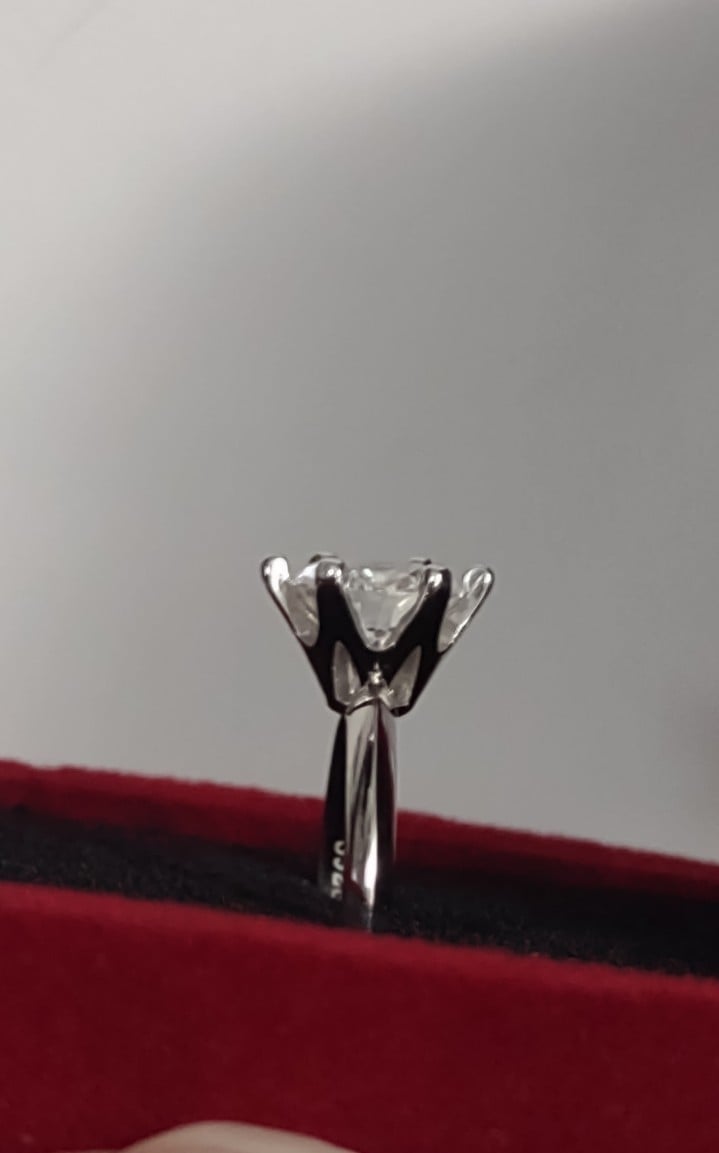 Size 6 g r a certified registration included 2 carat positive test diamond 925