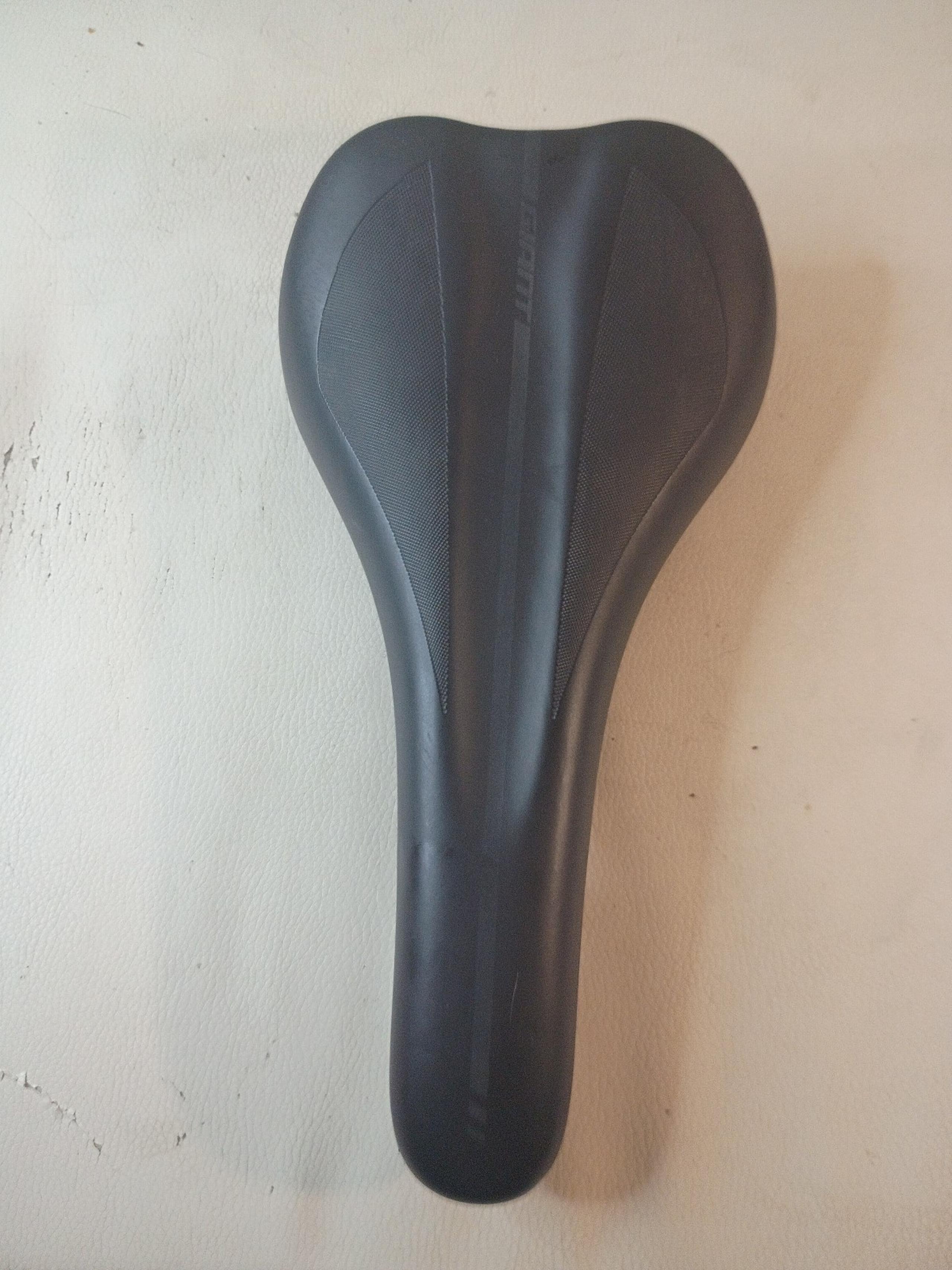 Giant Ergonomic Bike Saddle Mountain Cross Bike Rail Mount 30x15cm 10.5"