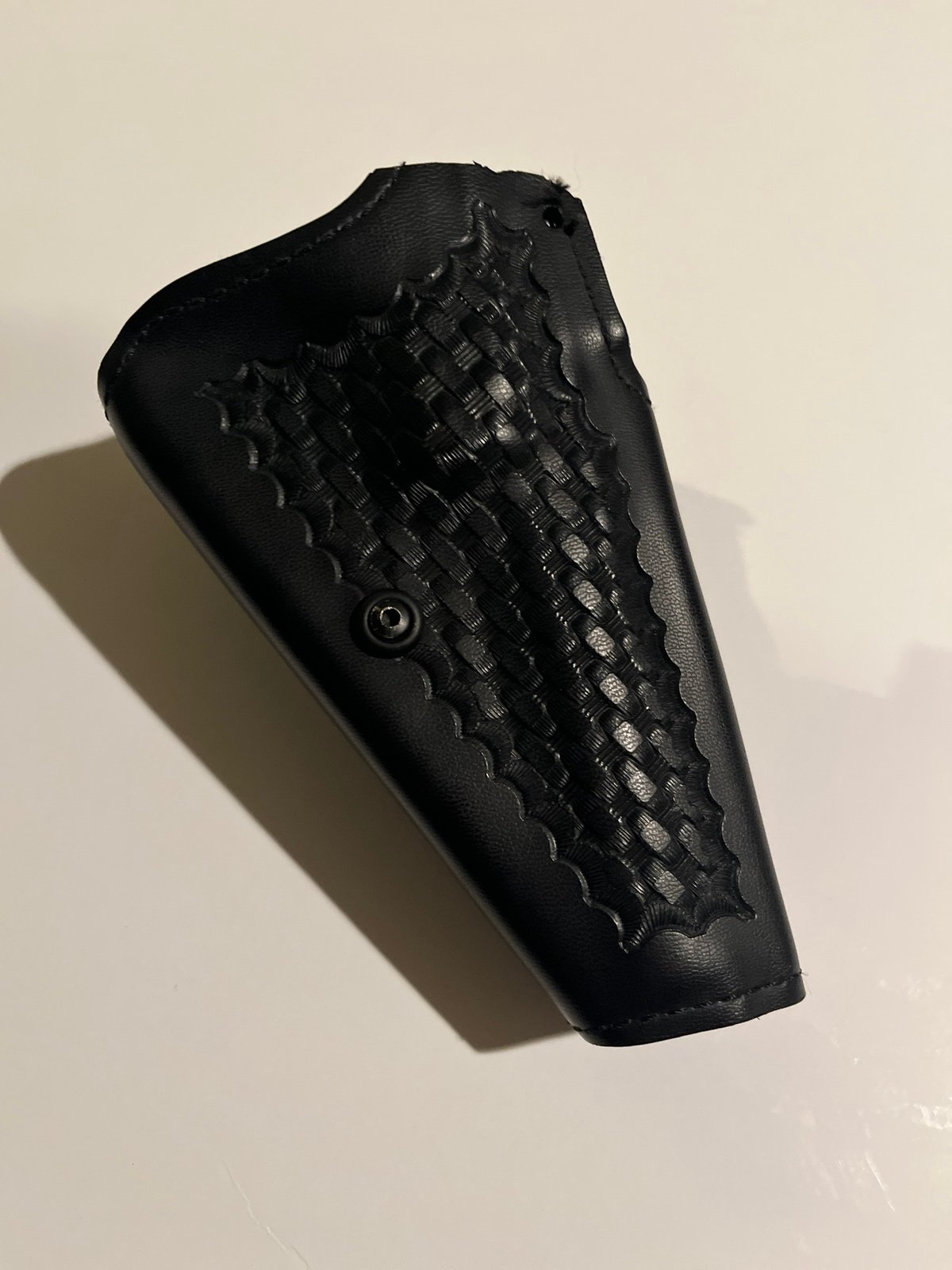 Safariland Holster 200-3897 Black Leather 9in Length Ontario Canada U.S. Patent