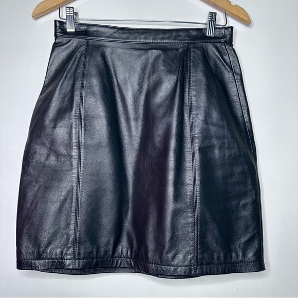 Wilson Maxima Black Leather Skirt Size 10