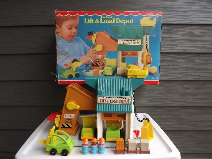 Fisher-Price Lift & Load Depot IOB