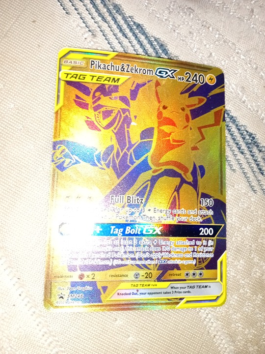 full art Pokemon cards