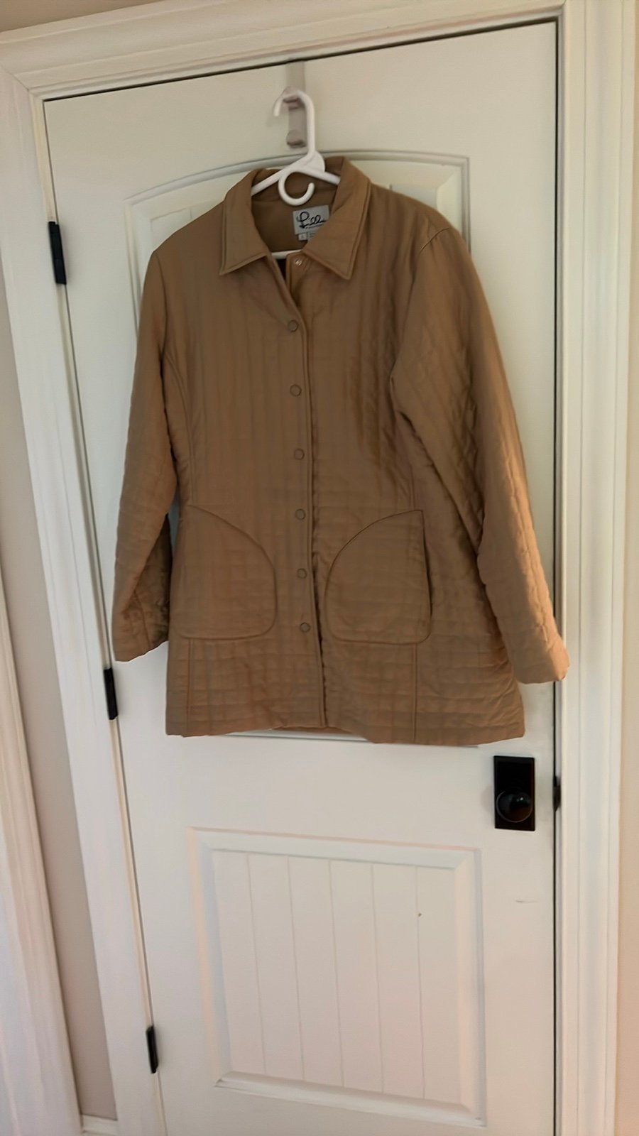 Lillie Pulitzer Tan Puffer Jacket with Quilted Design Size L