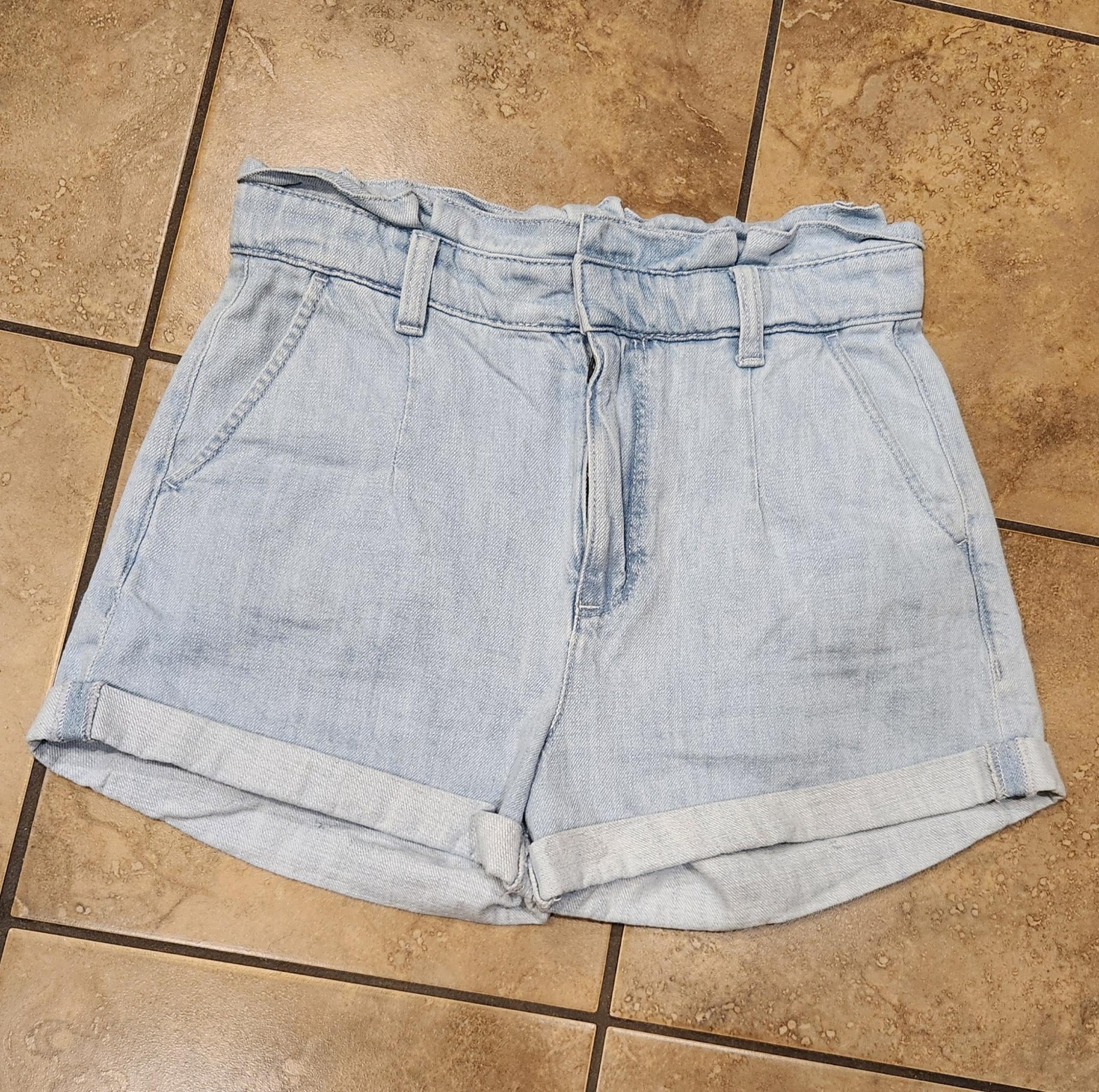 Express Extreme High Rise Shortie Paper Bag Waist  Shorts Size 4 *No Belt*