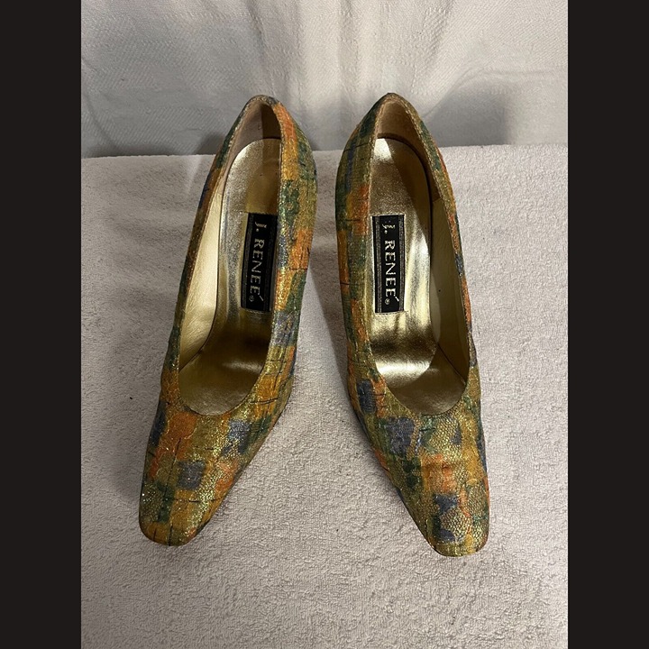 J. Renee gold flake women's pumps size 9 **heel is worn down**