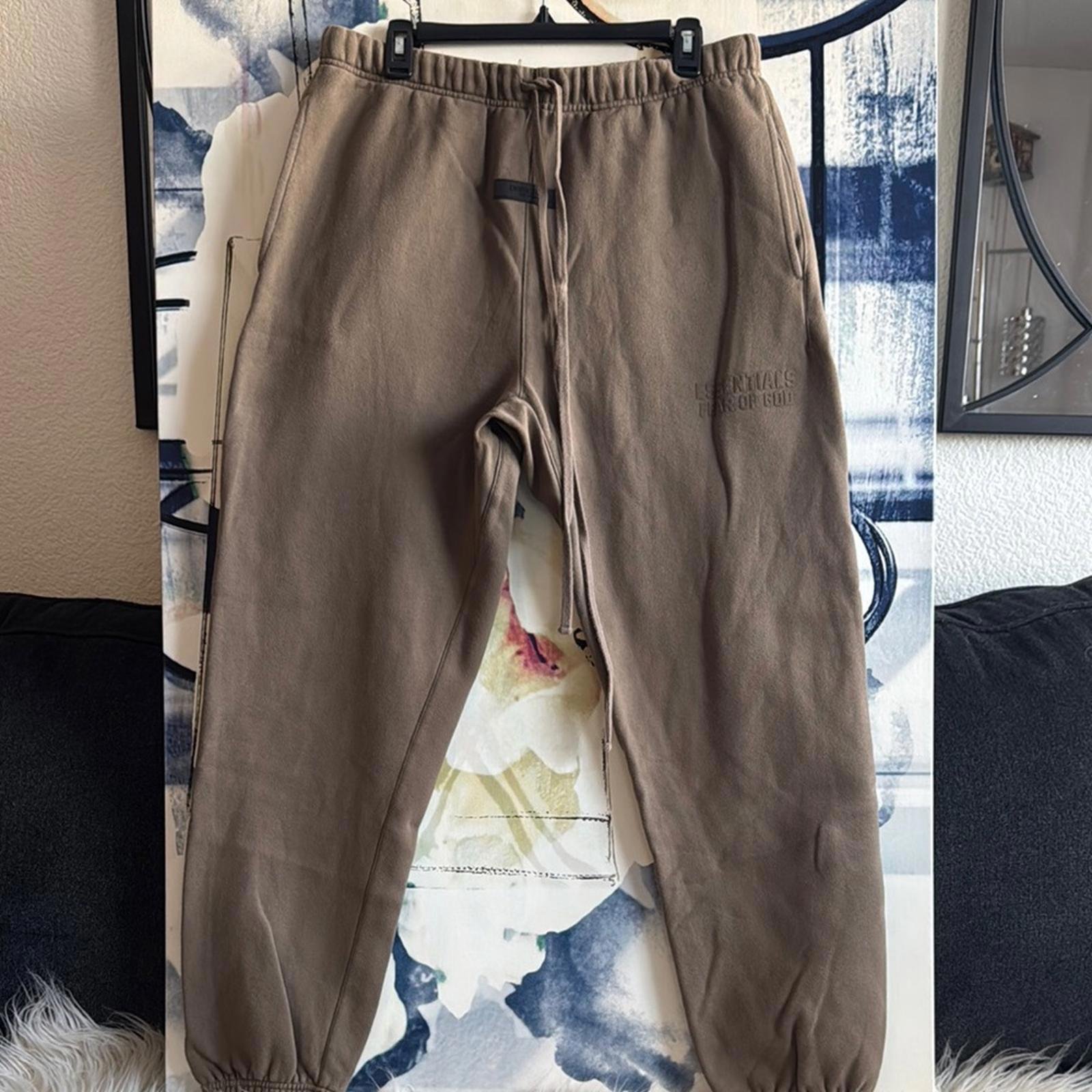 ESSENTIALS Classic Sweatpant size L