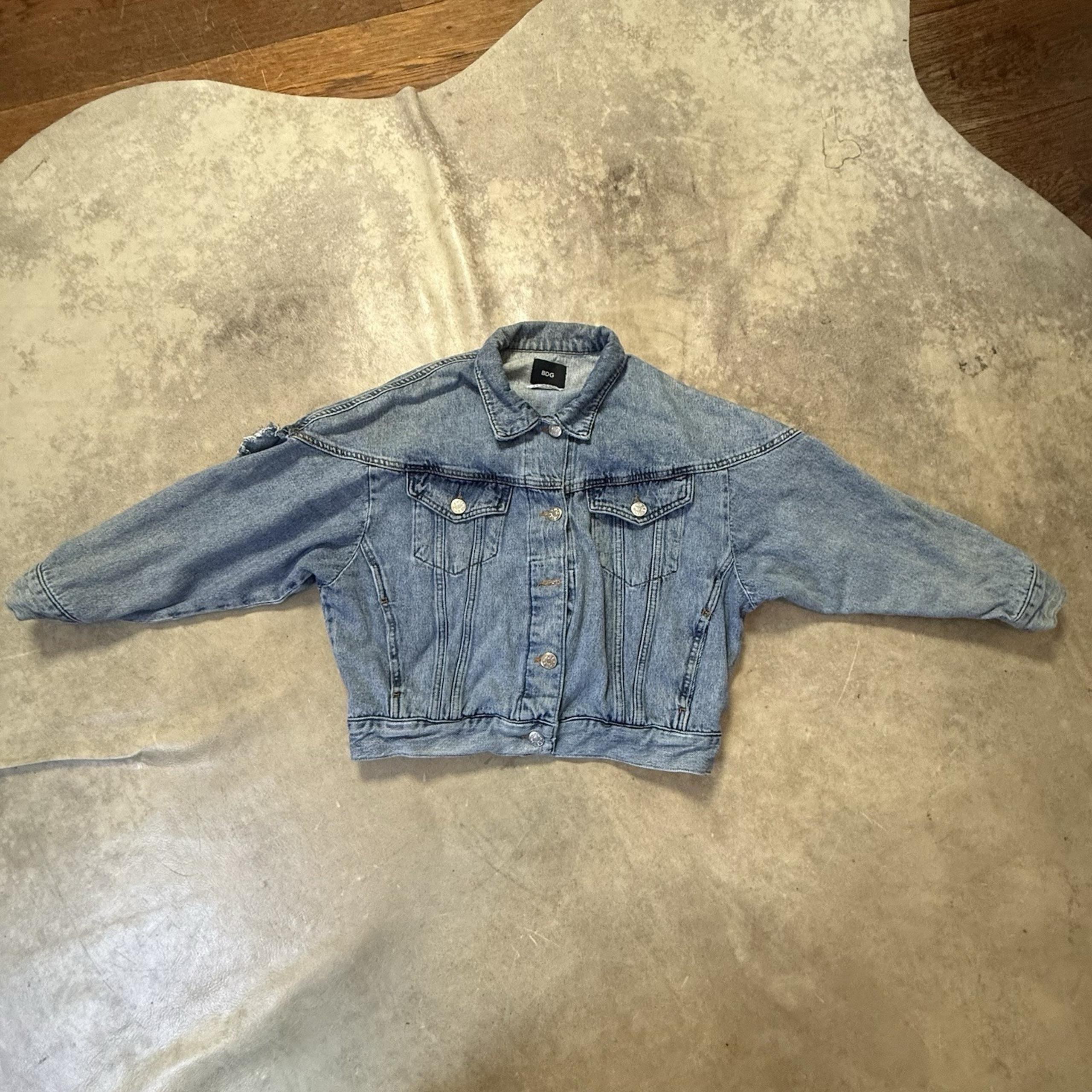 BDG Urban Outfitters Denim Jacket Womens Size S Blue Cropped Ruffle Cotton