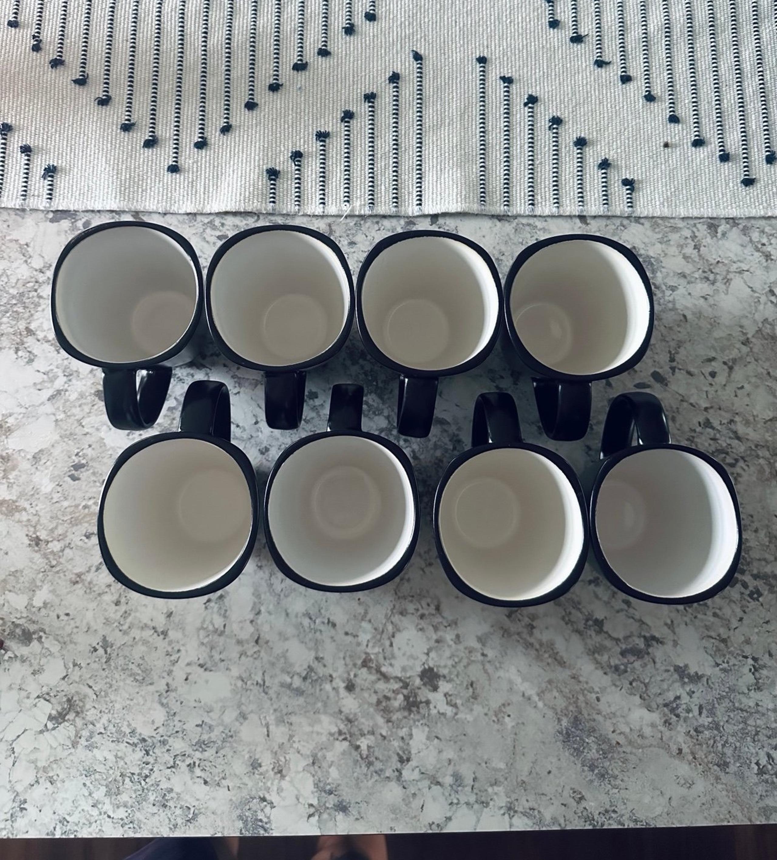 Black and cream ceramic coffee mug set