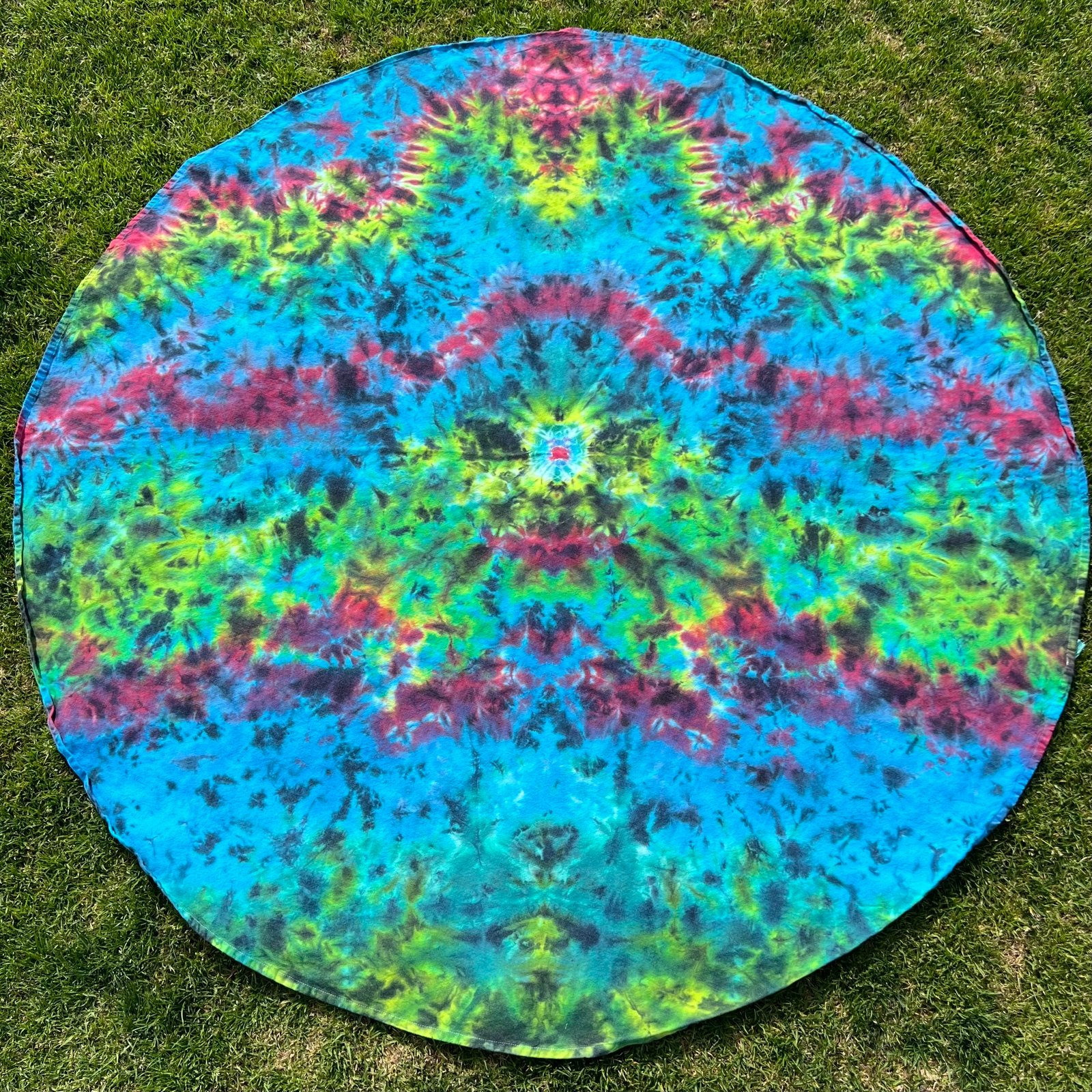 Custom 70 inch tie-dye round table clothe. 100% thick cotton