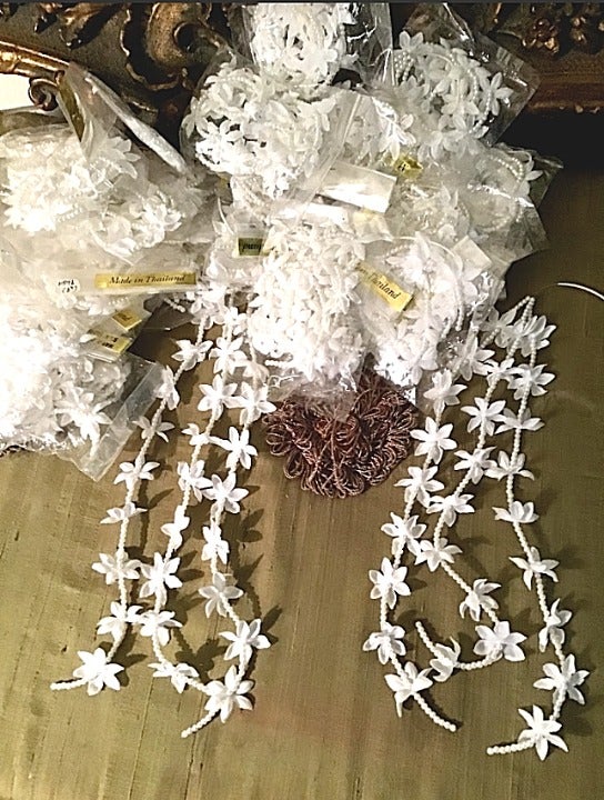 HUGE lot of Vintage Stephanotis Flowers & Pearls on Filaments