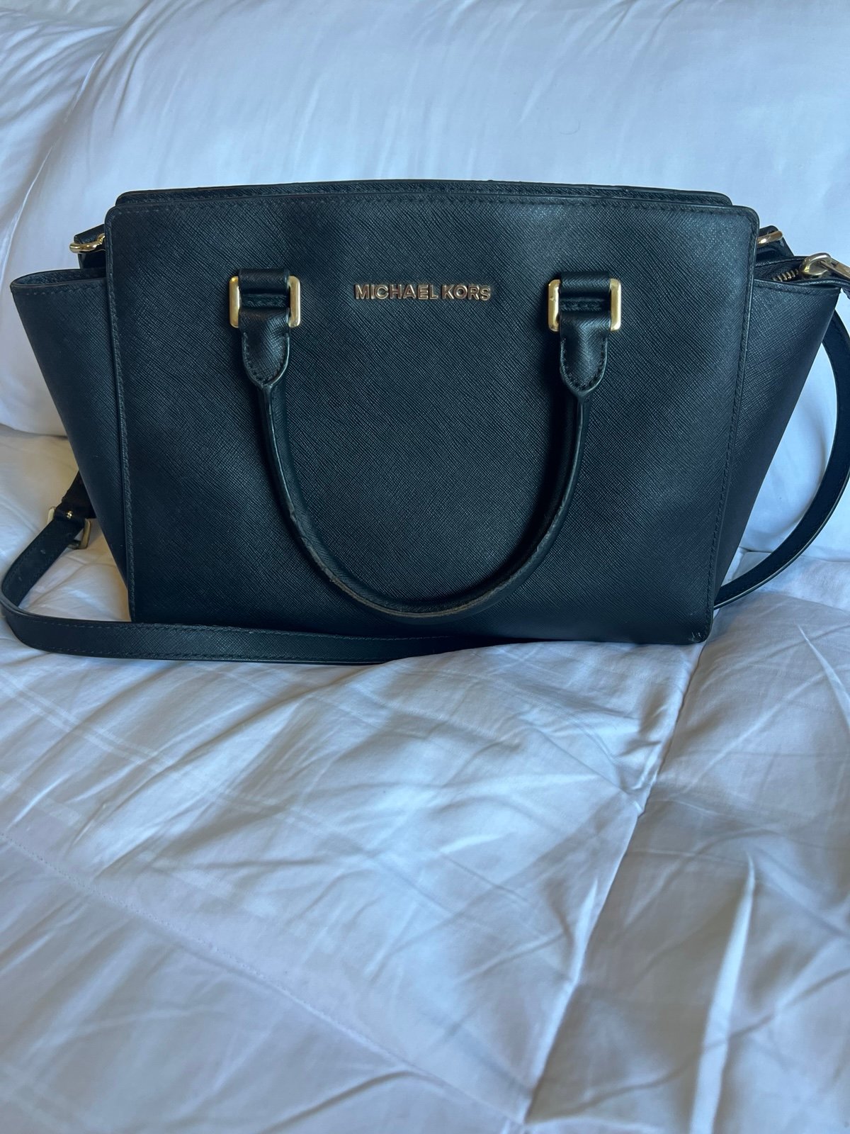 Micheal Kors black handbag