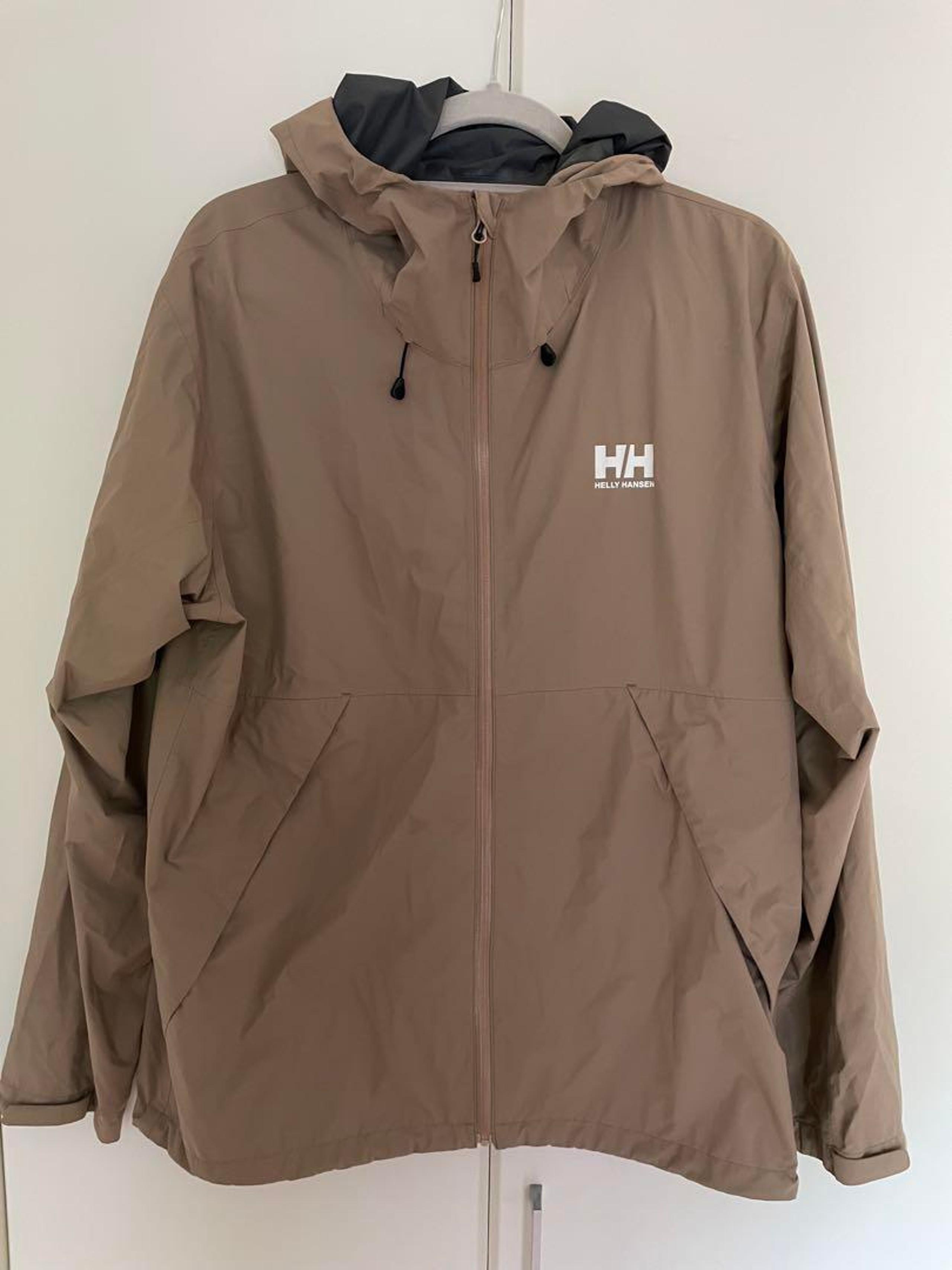 Helly Hansen beige mountain parka