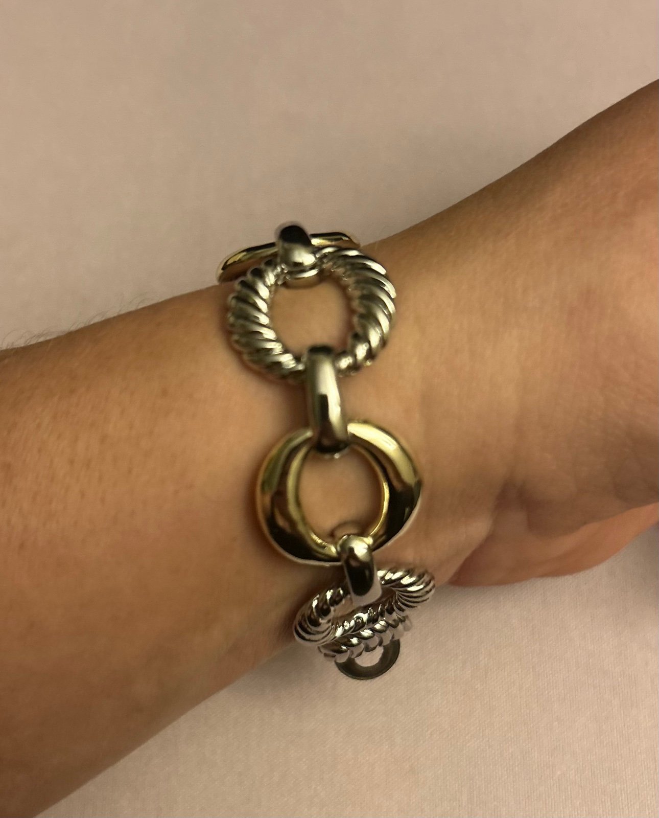 Bracelet