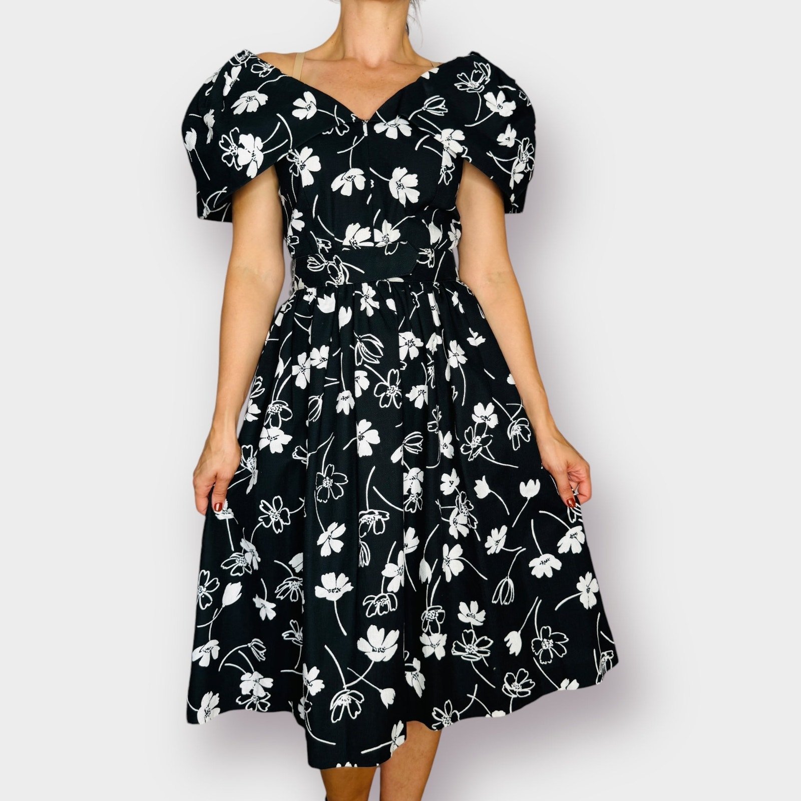 90s a’la mode Black and White Dress