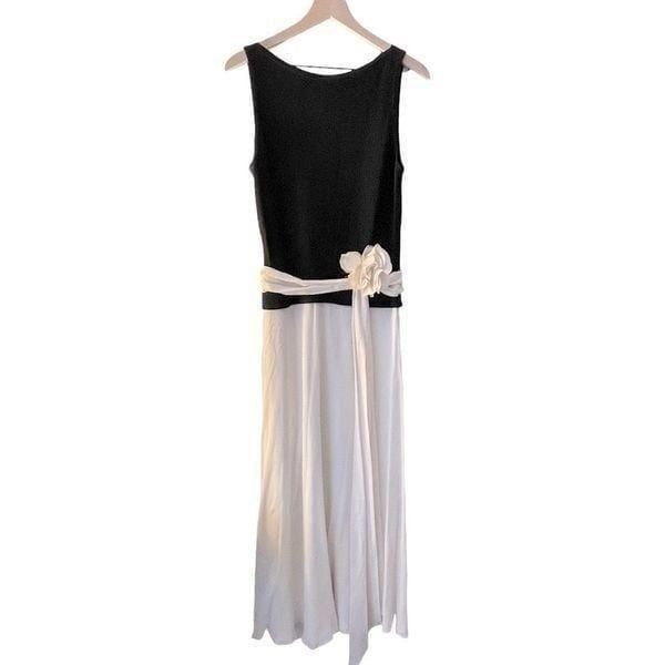Vintage Tadashi Shoji formal black and cream long sleeveless dress size 10