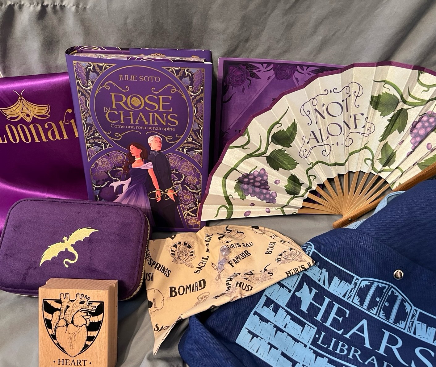 Rose in chains Loonari