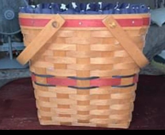 Longaberger All American Tall Key Basket