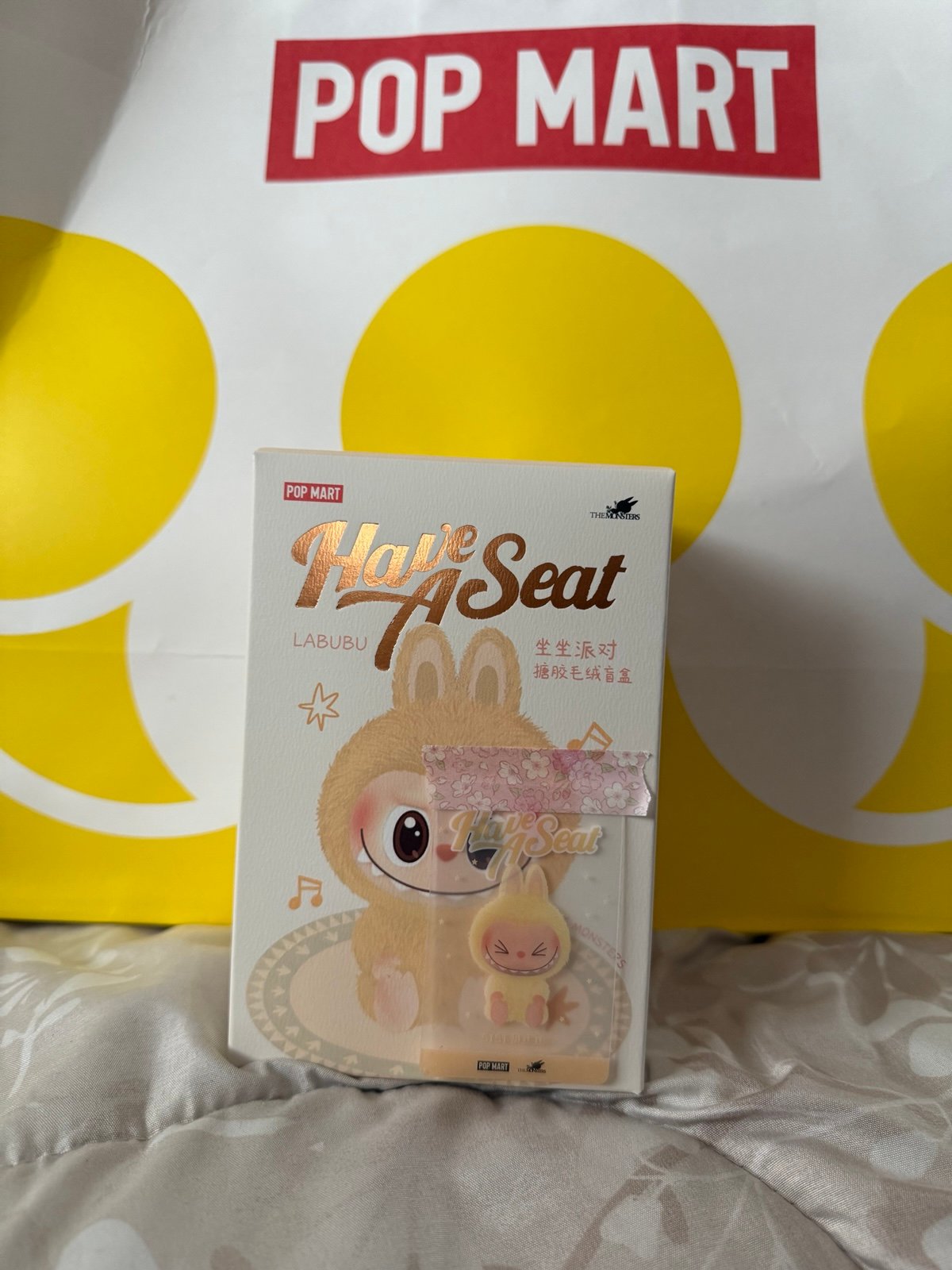 Popmart Have a Seat Labubu - Sisi