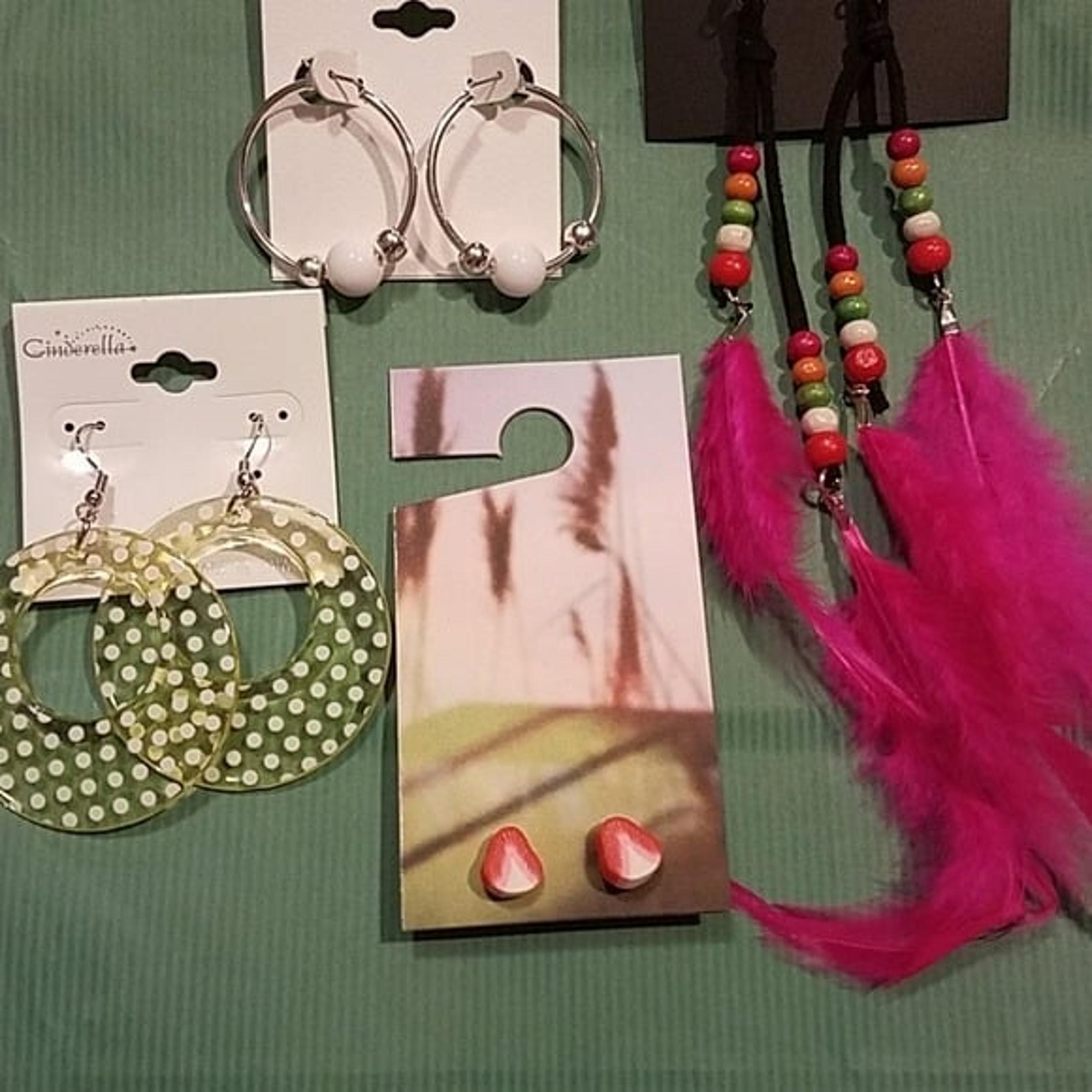 New earrings (hoop, stud and drop) bundle lot