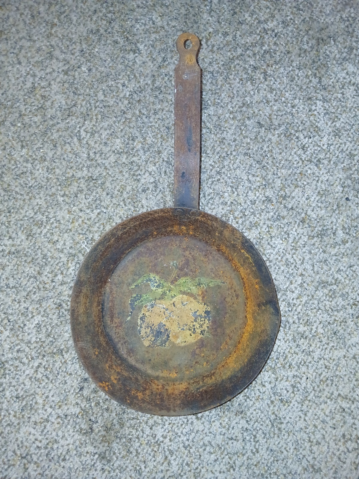 Vintage metal crepe pan