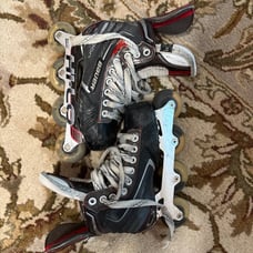 Bauer Vapor Roller blades for Junior hockey. *FREE SHIPPING*