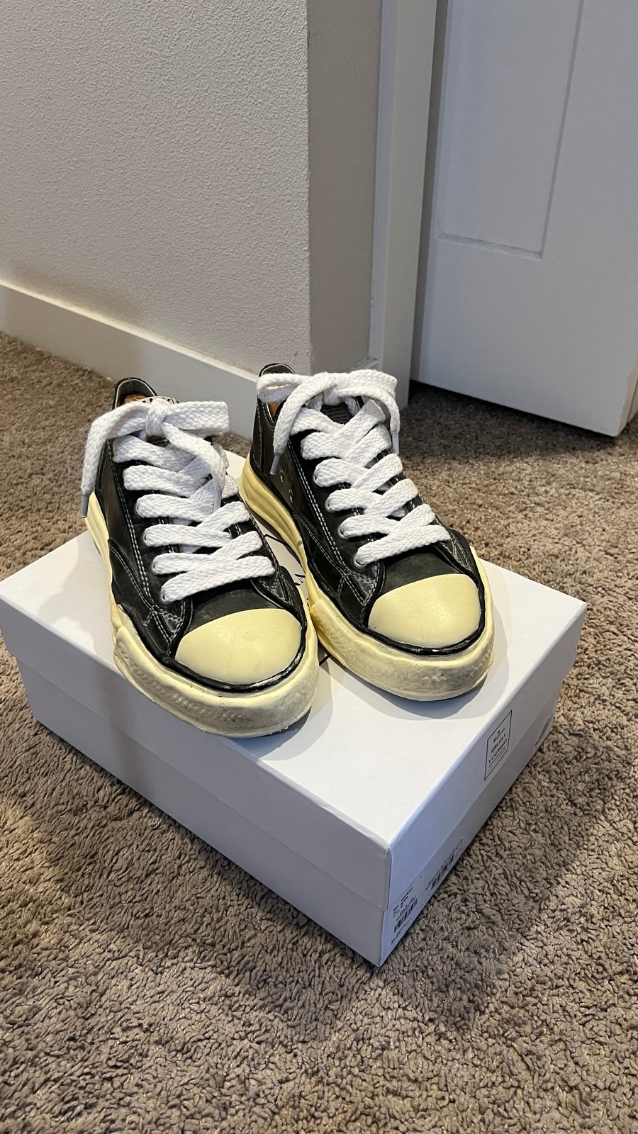 Maison Mihara Yasuhito Peterson Low Top Black Paraffin Leather 42