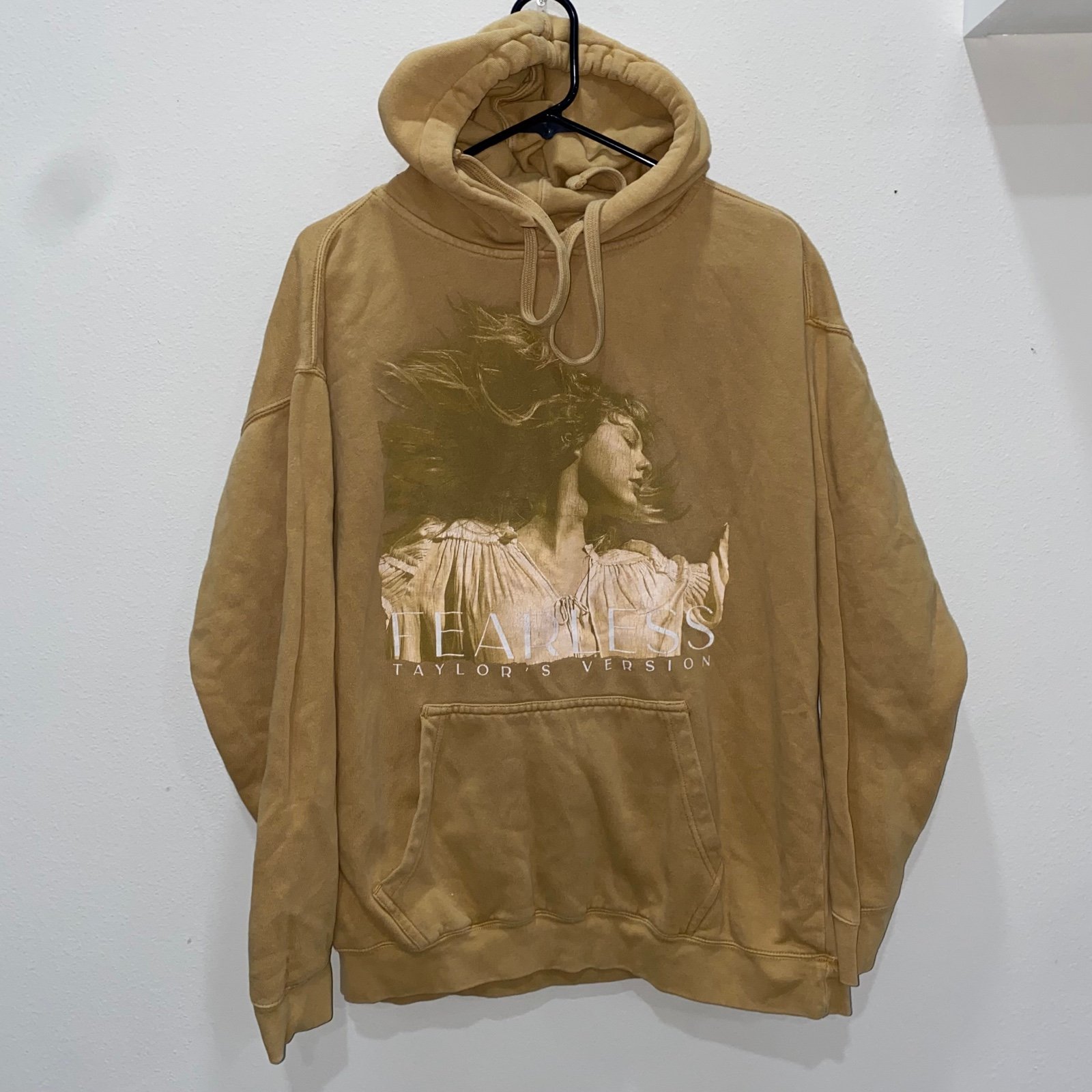 Taylor Swift Fearless Taylor’s Version Rare Hoodie Size Small
