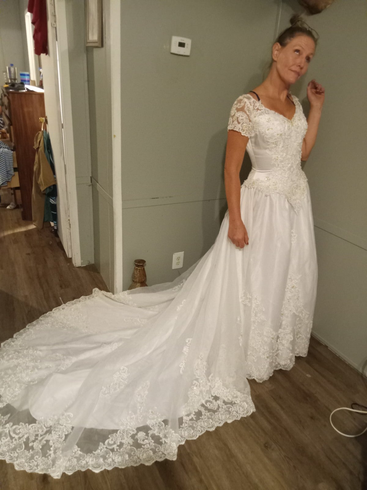 Wedding gown