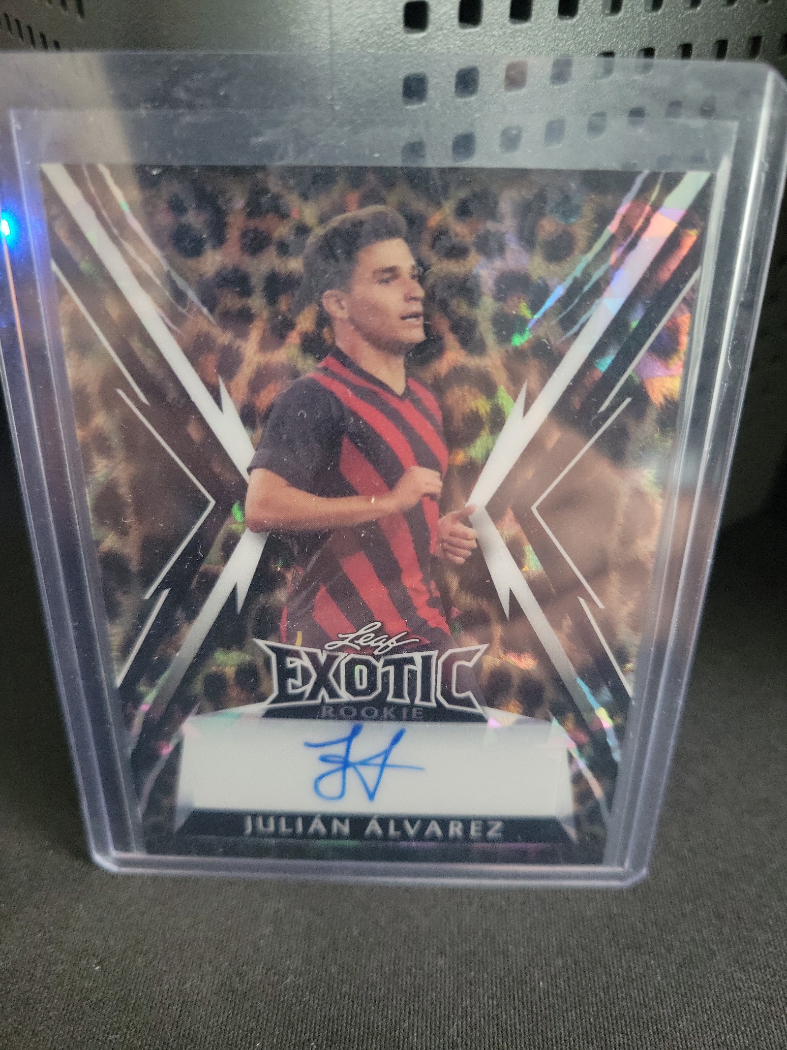 Julian Alvarez auto 1 of 1