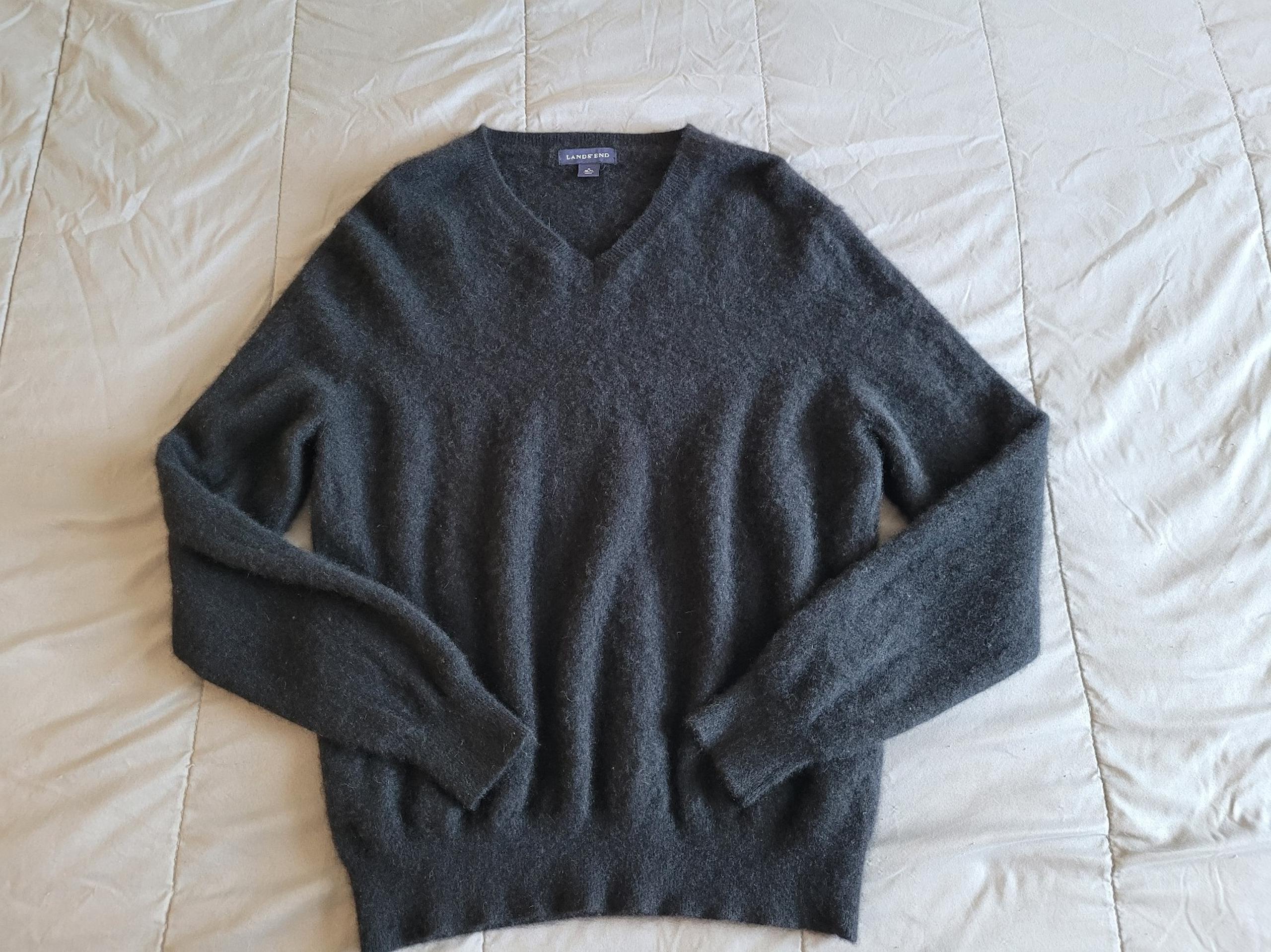 Lands' End Cashmere sweater men's Med