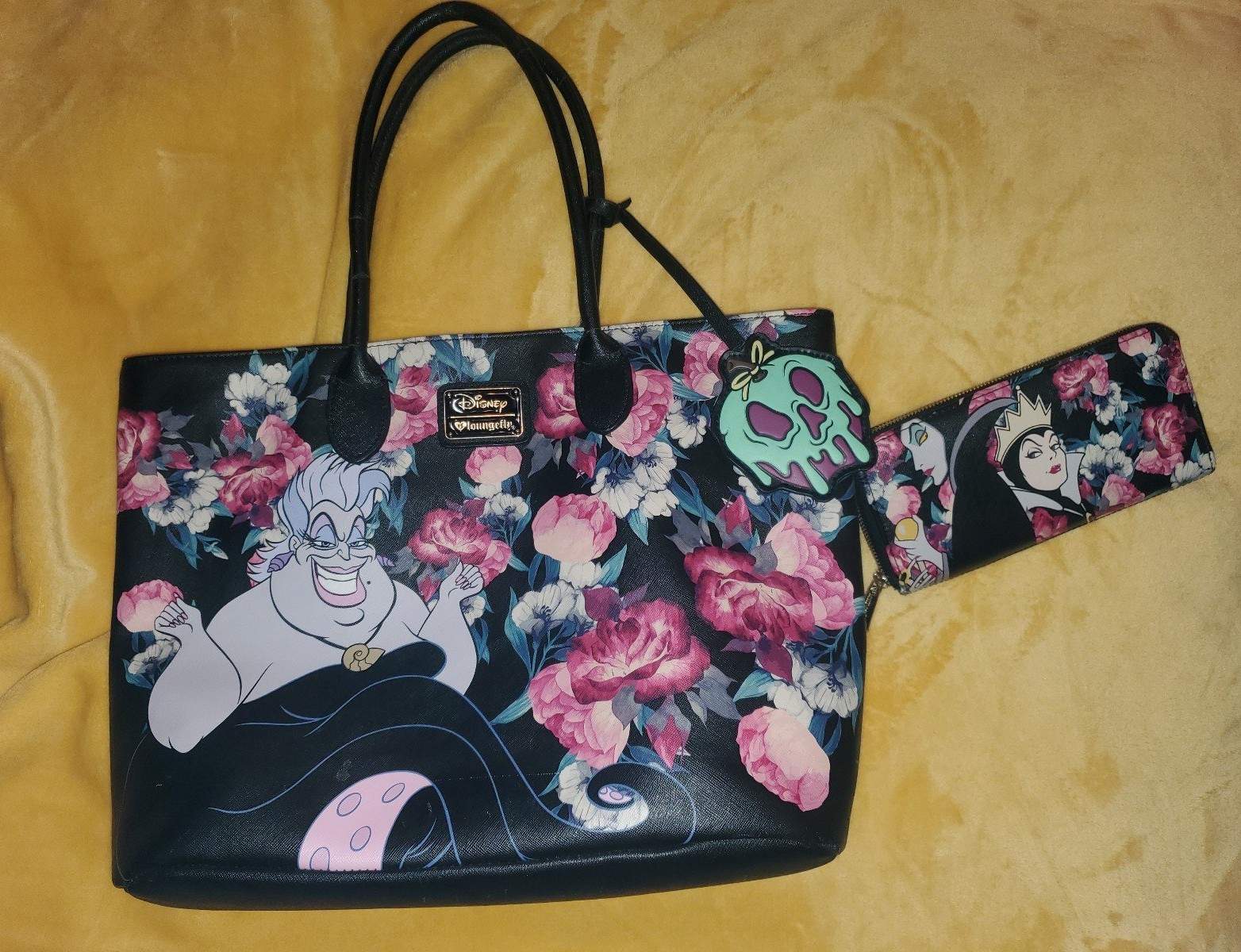HTF Loungefly Villains Floral Tote and wallet SET