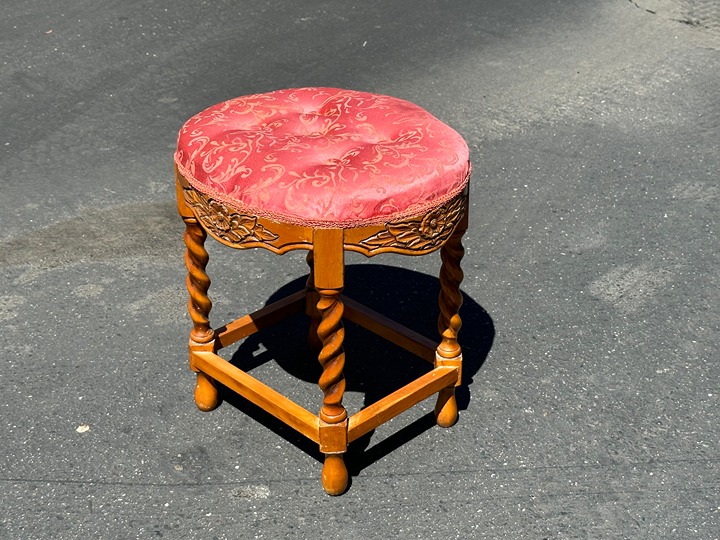 FOOTSTOOL