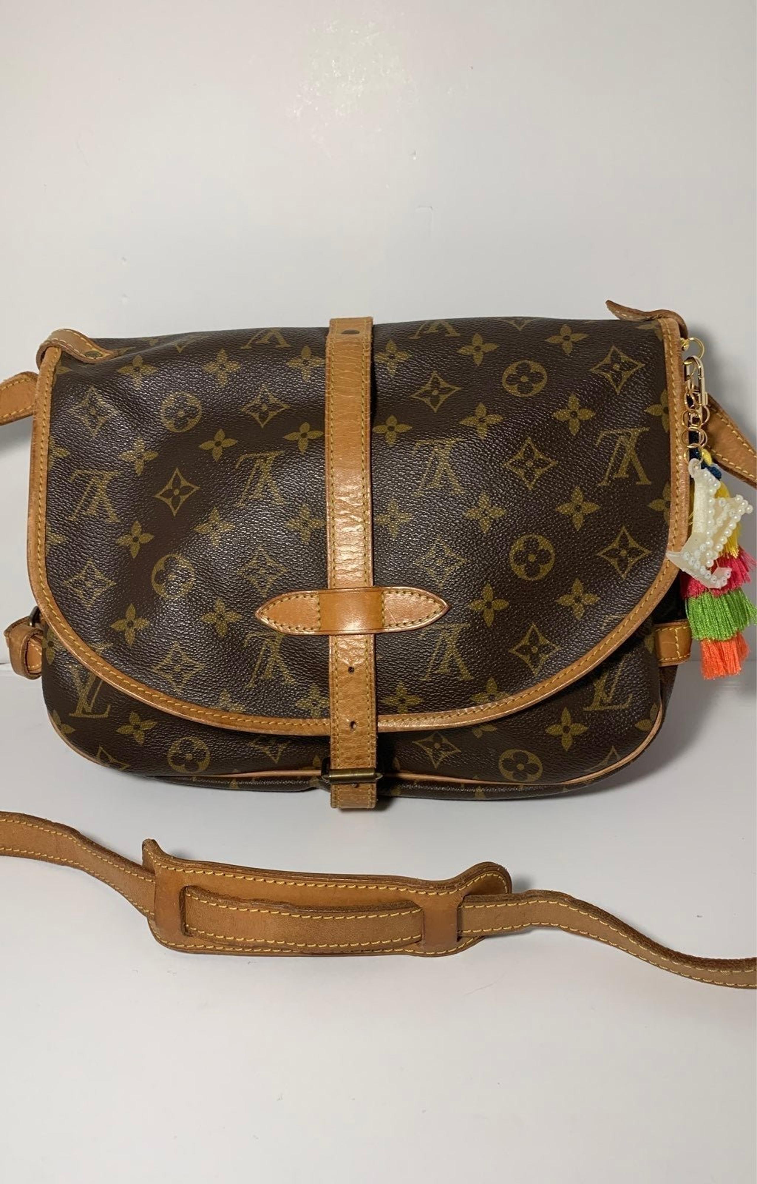 Authentic Louis Vuitton Saumur 30 Crossbody Monogram Leather Bag